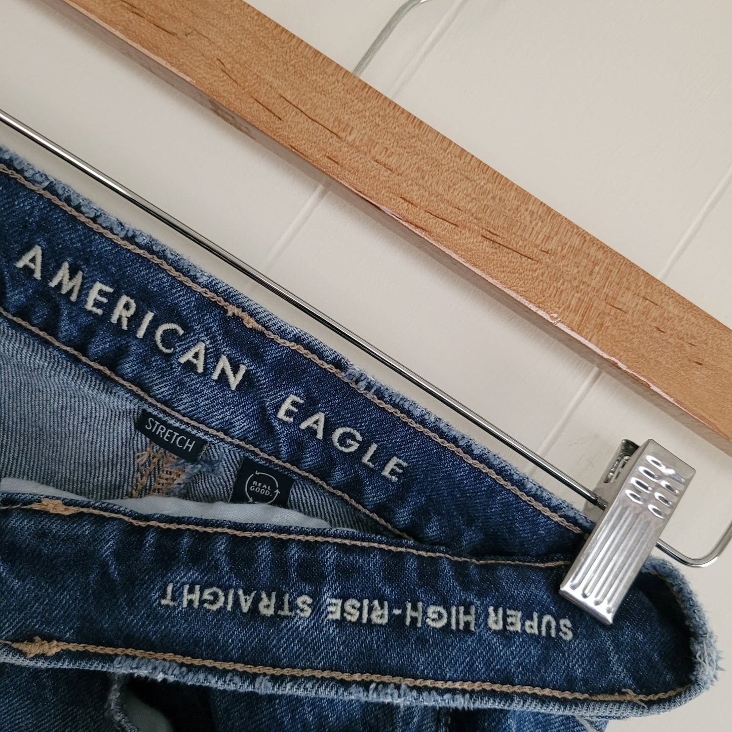 Medium Wash Super High-Rise Straight Jeans - American Eagle (8 Short)