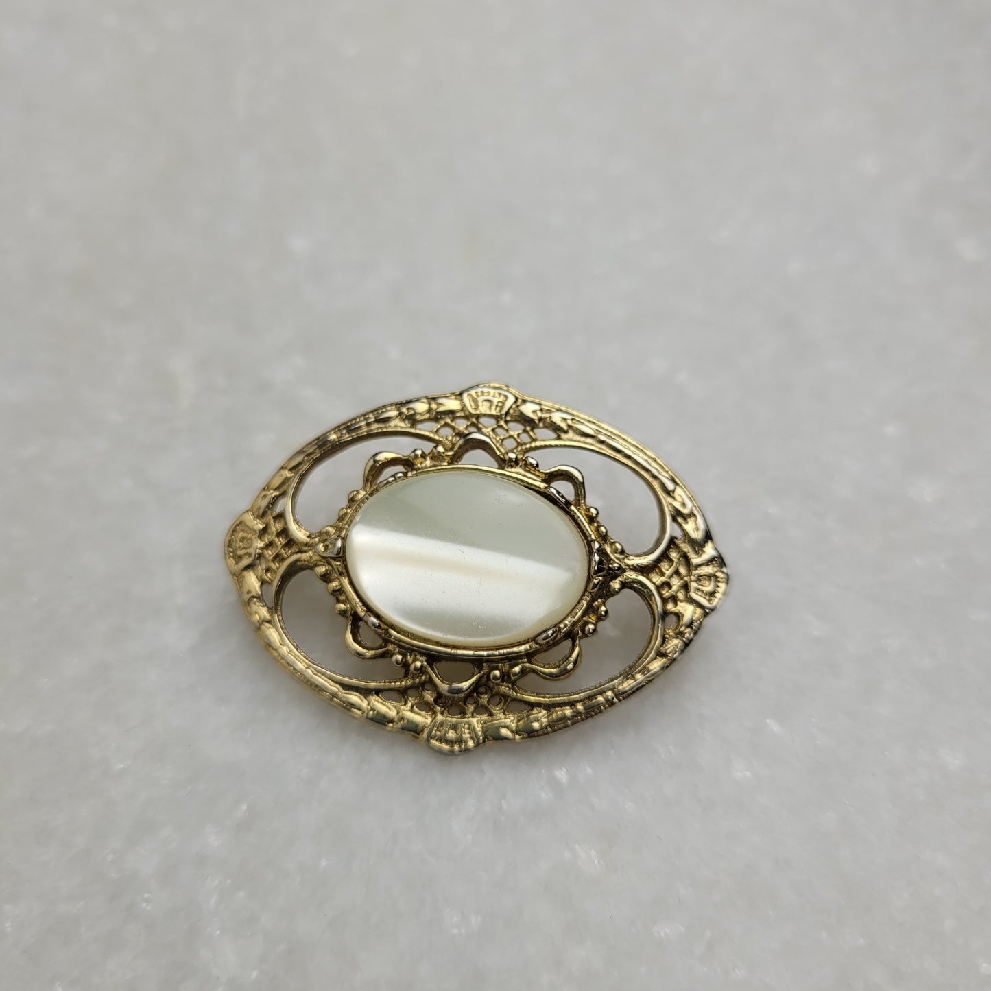 Vintage Gold Tone Faux Mother of Pearl Oval Brooch