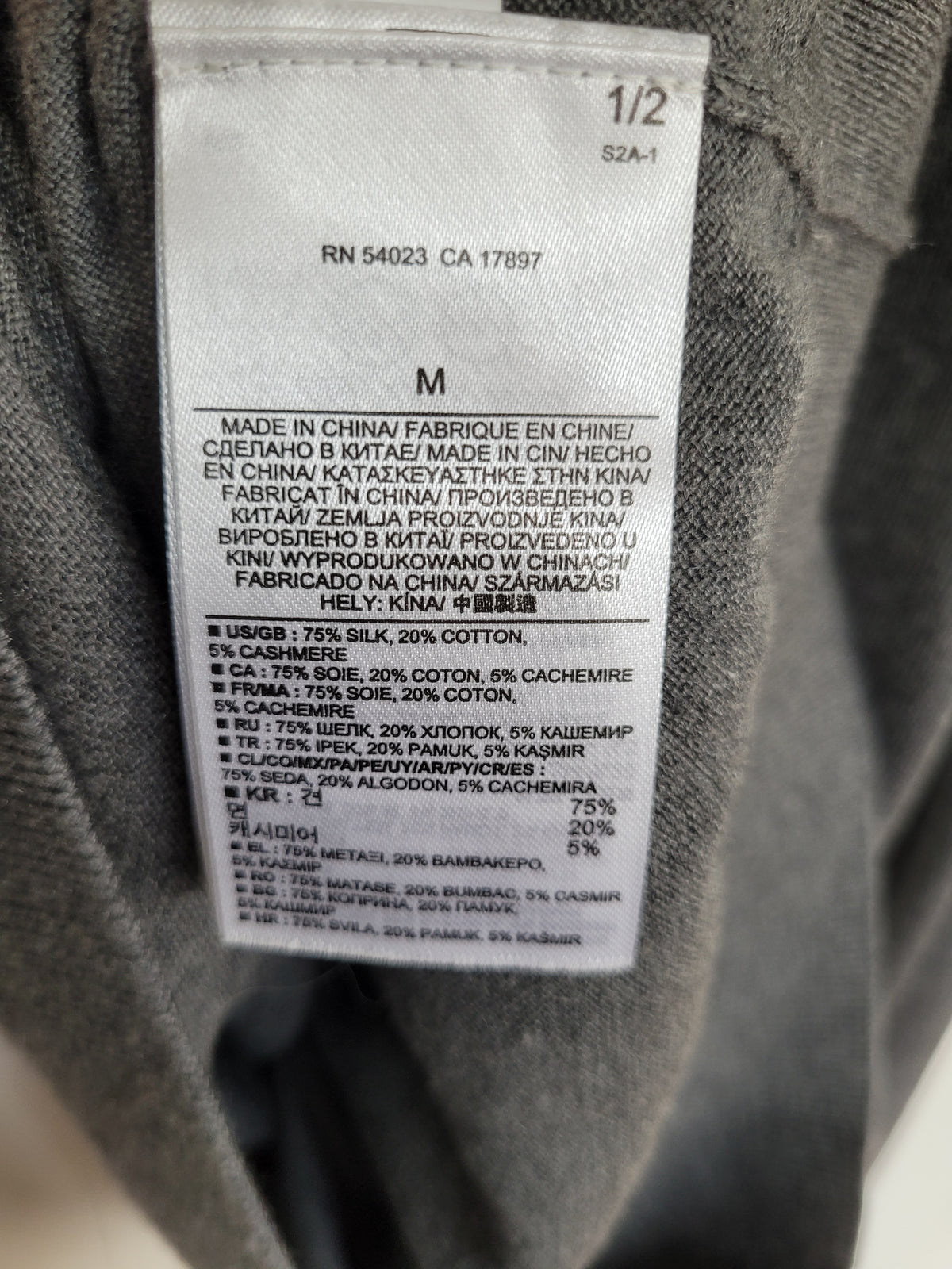 Banana Republic Medium Mens Grey Luxury Blend Silk Cotton Cashmere V-Neck Sweater