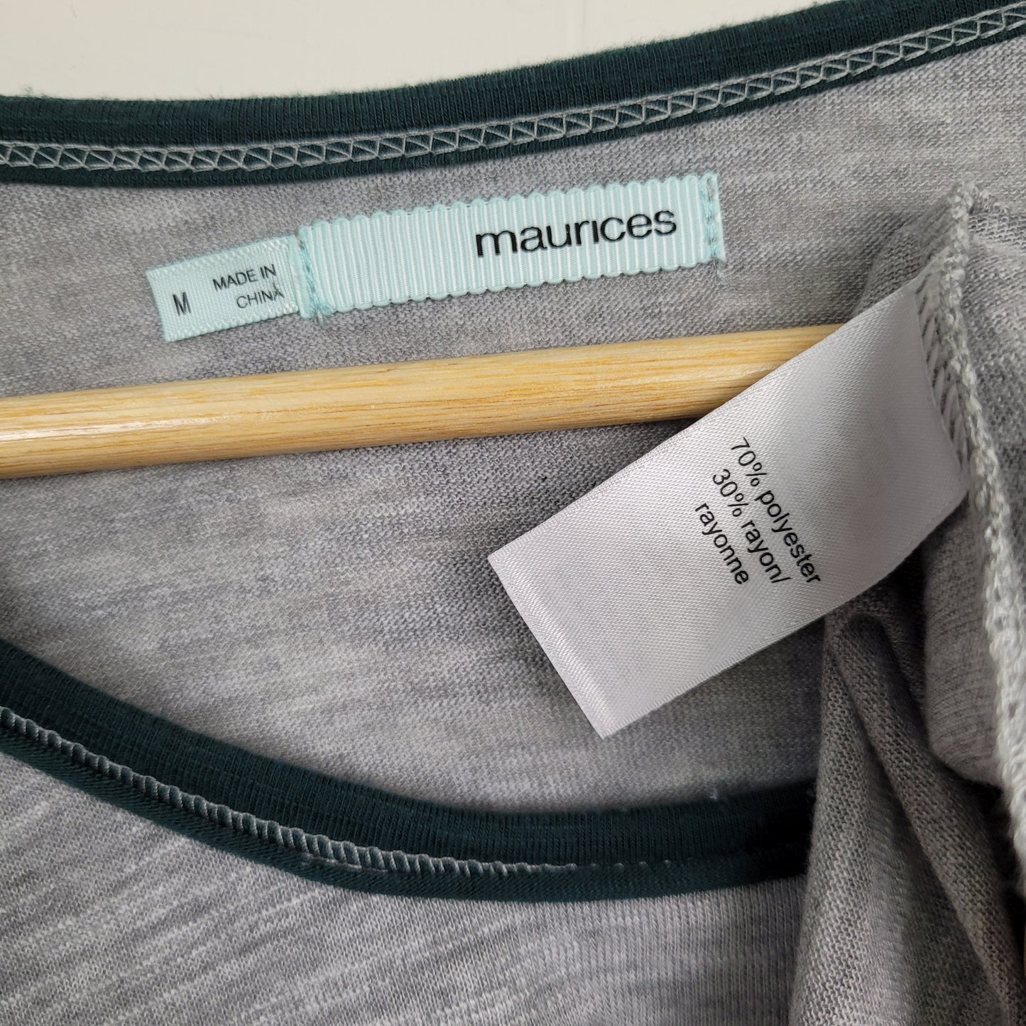 Grey & Teal Fox Graphic Raglan Top - Maurices (M)