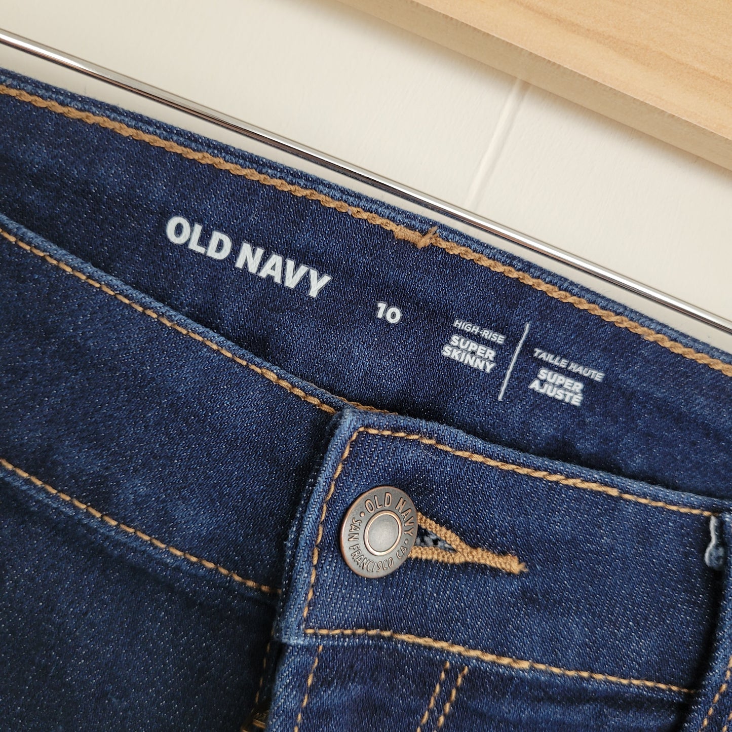 Dark Wash High Rise Super Skinny Jeans - Old Navy (Size 10)