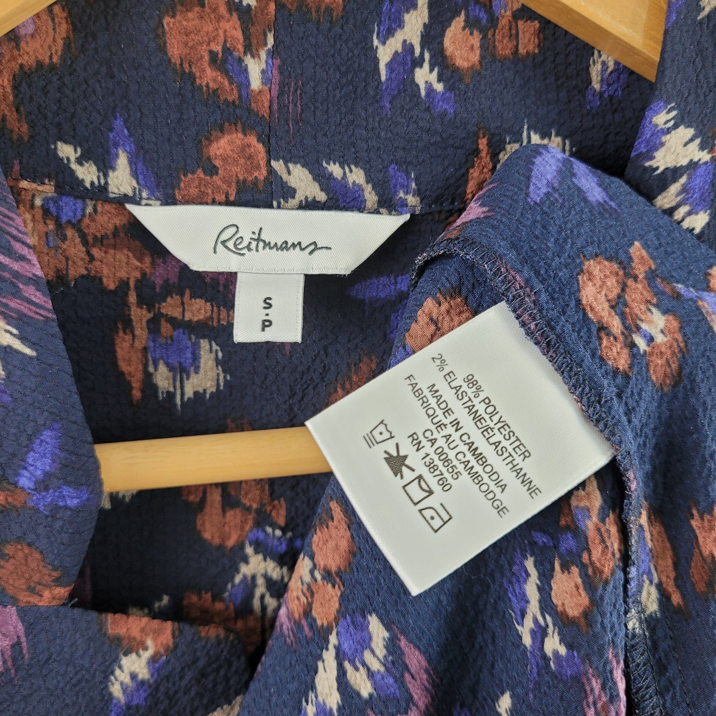 Lightweight Floral Blouse - Reitmans (S)
