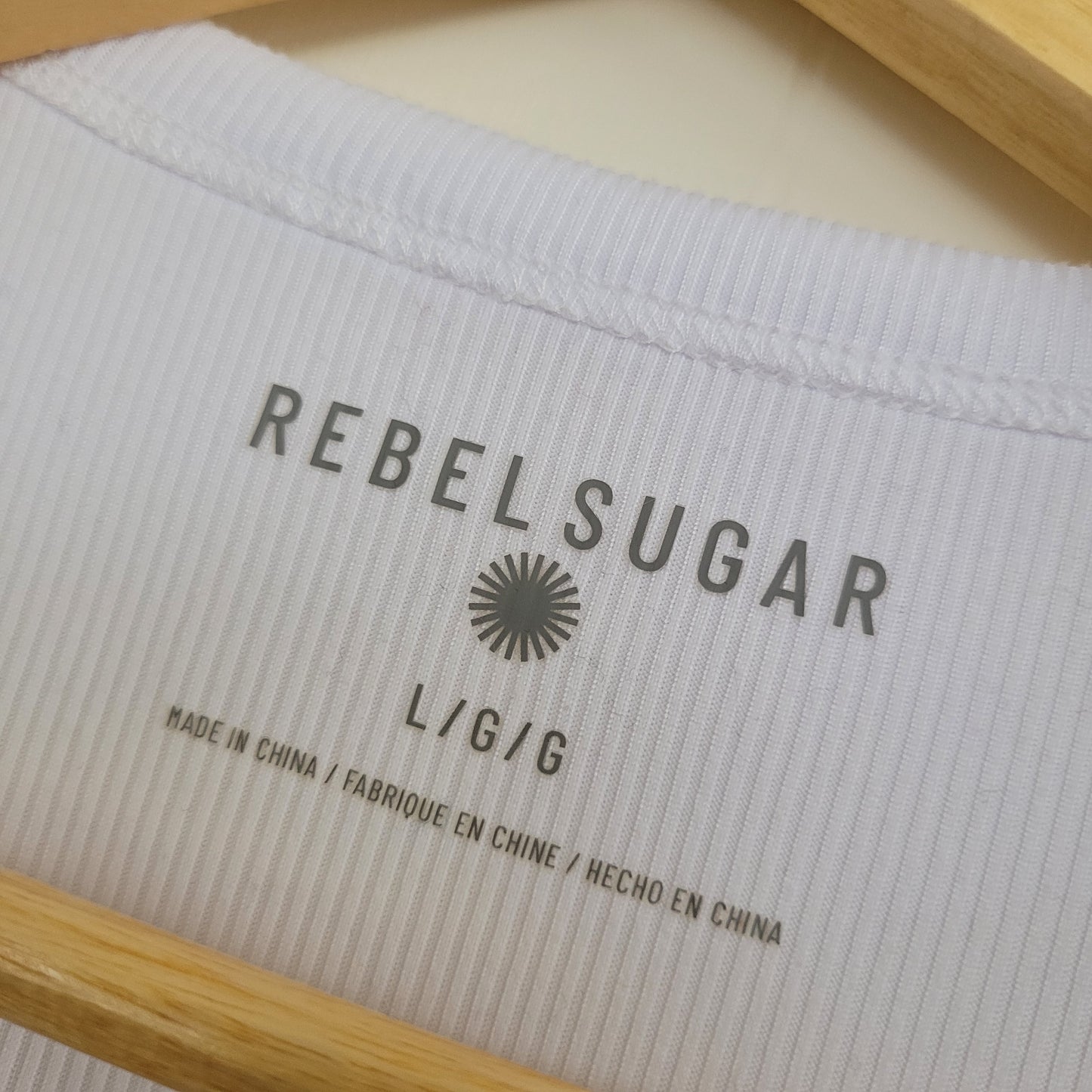 White Ribbed Tee – Rebel Sugar (Size Large)