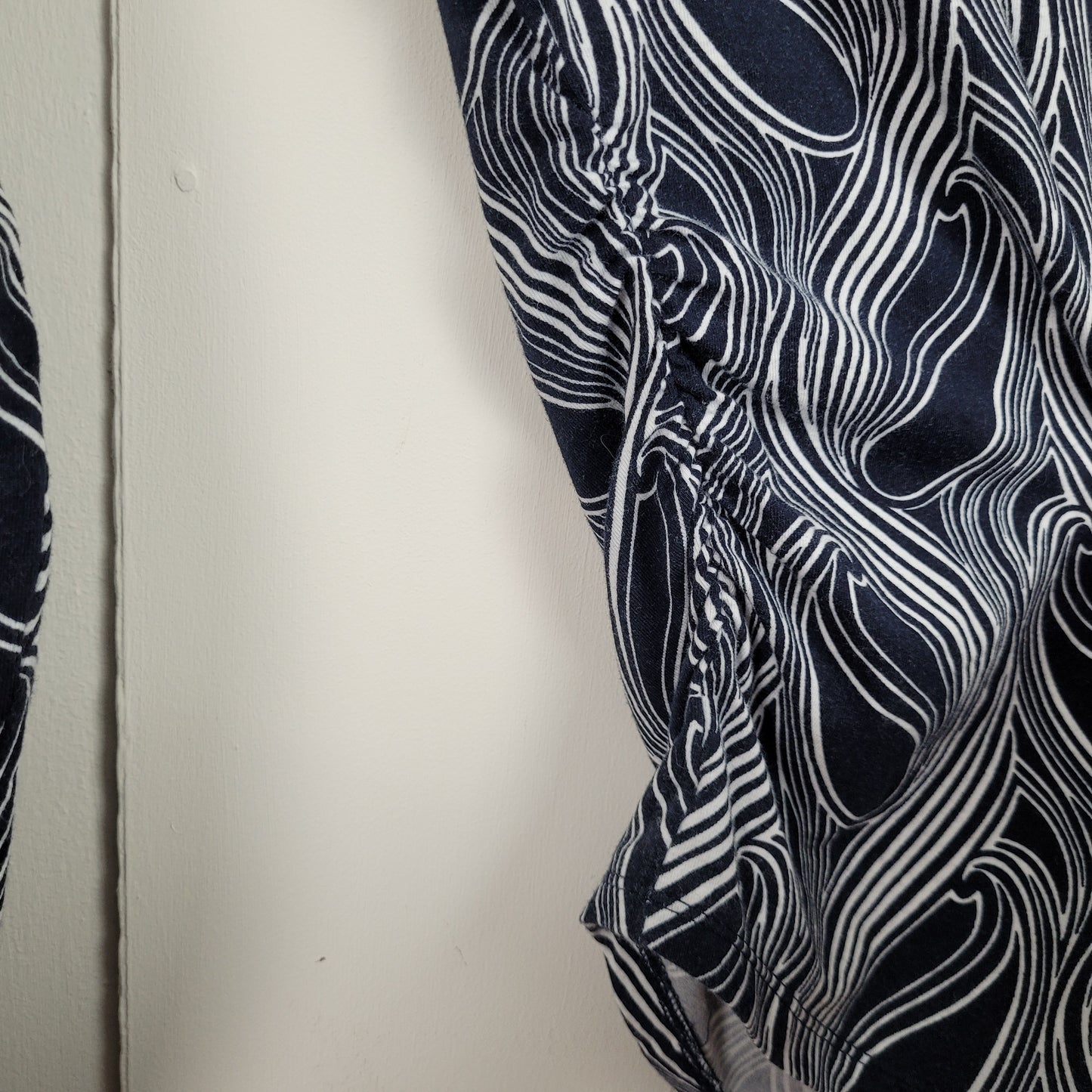 Navy & White Patterned Long Sleeve Top - Michael Kors (XS)