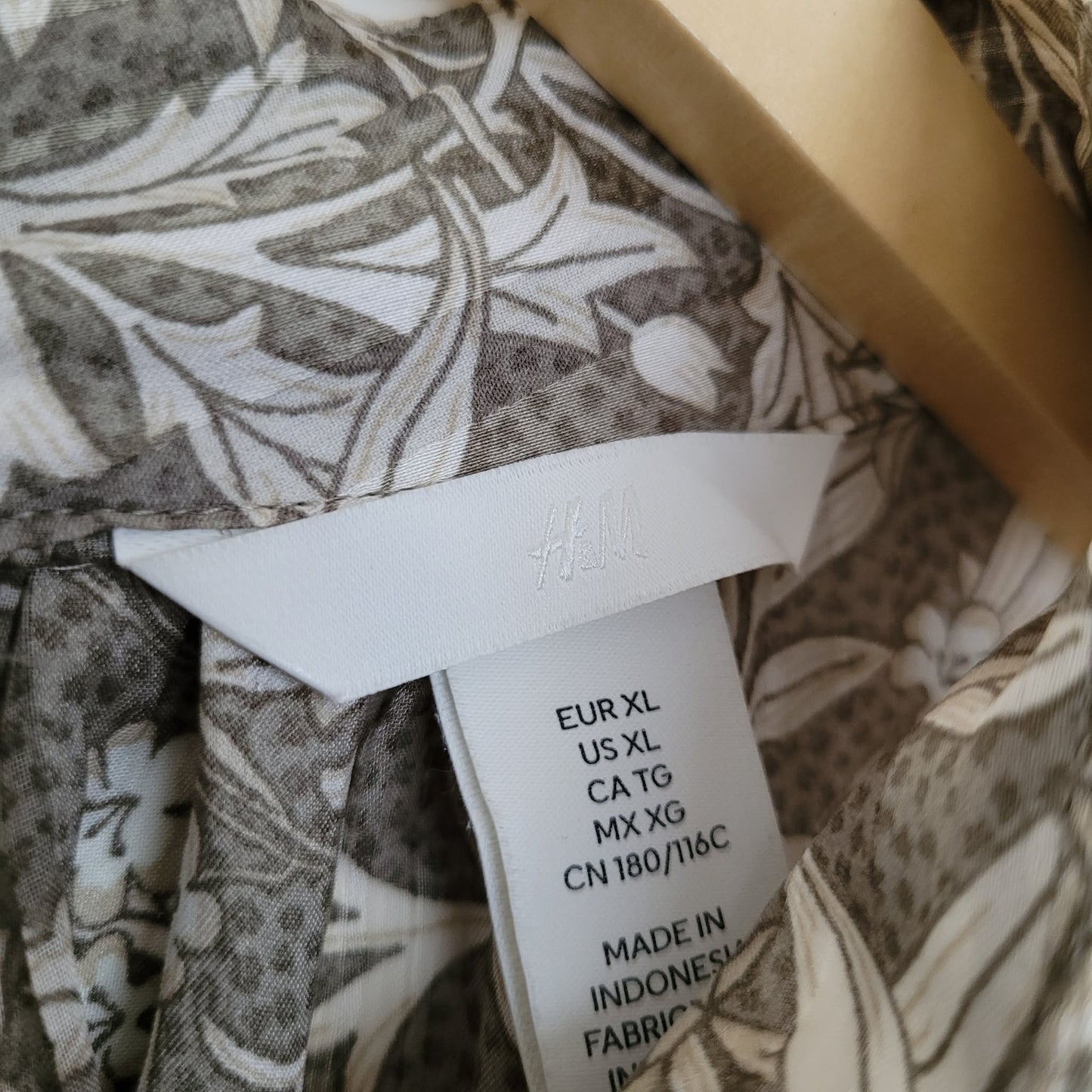 Neutral Sheer Long Sleeve Blouse - H&M (XL)