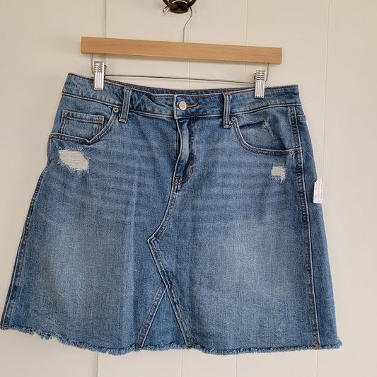 Light Wash Distressed Denim Mini Skirt - Old Navy (Size 12)
