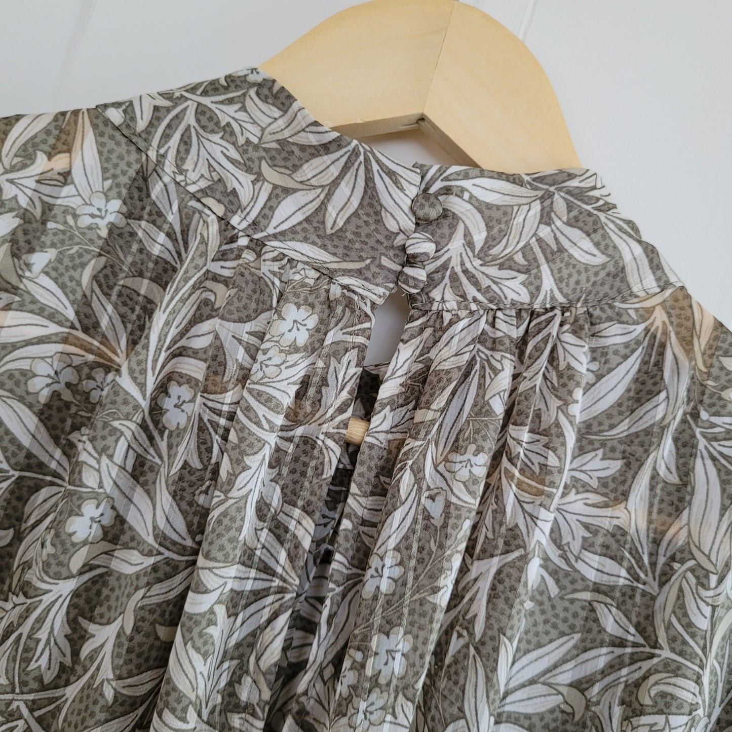 Neutral Sheer Long Sleeve Blouse - H&M (XL)