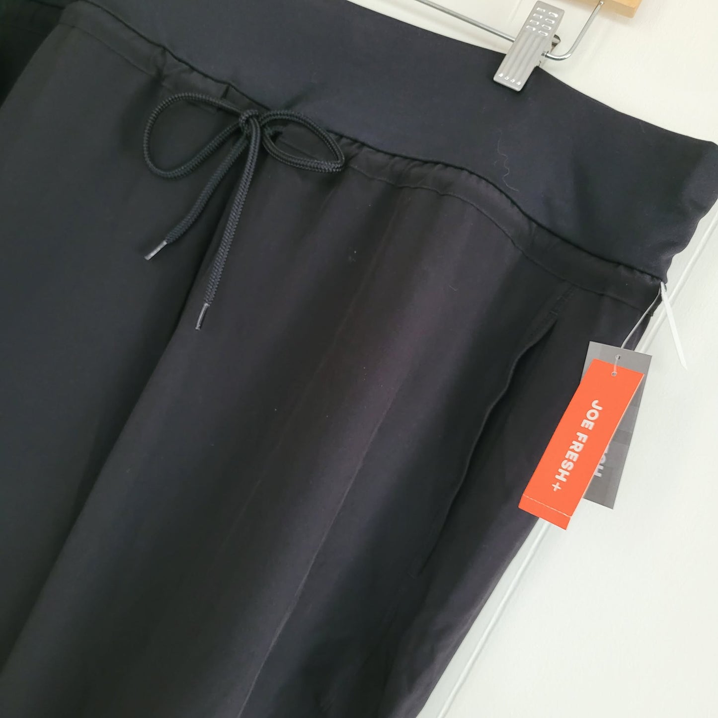 Black Active Pants - Joe Fresh (XXL) BNWT