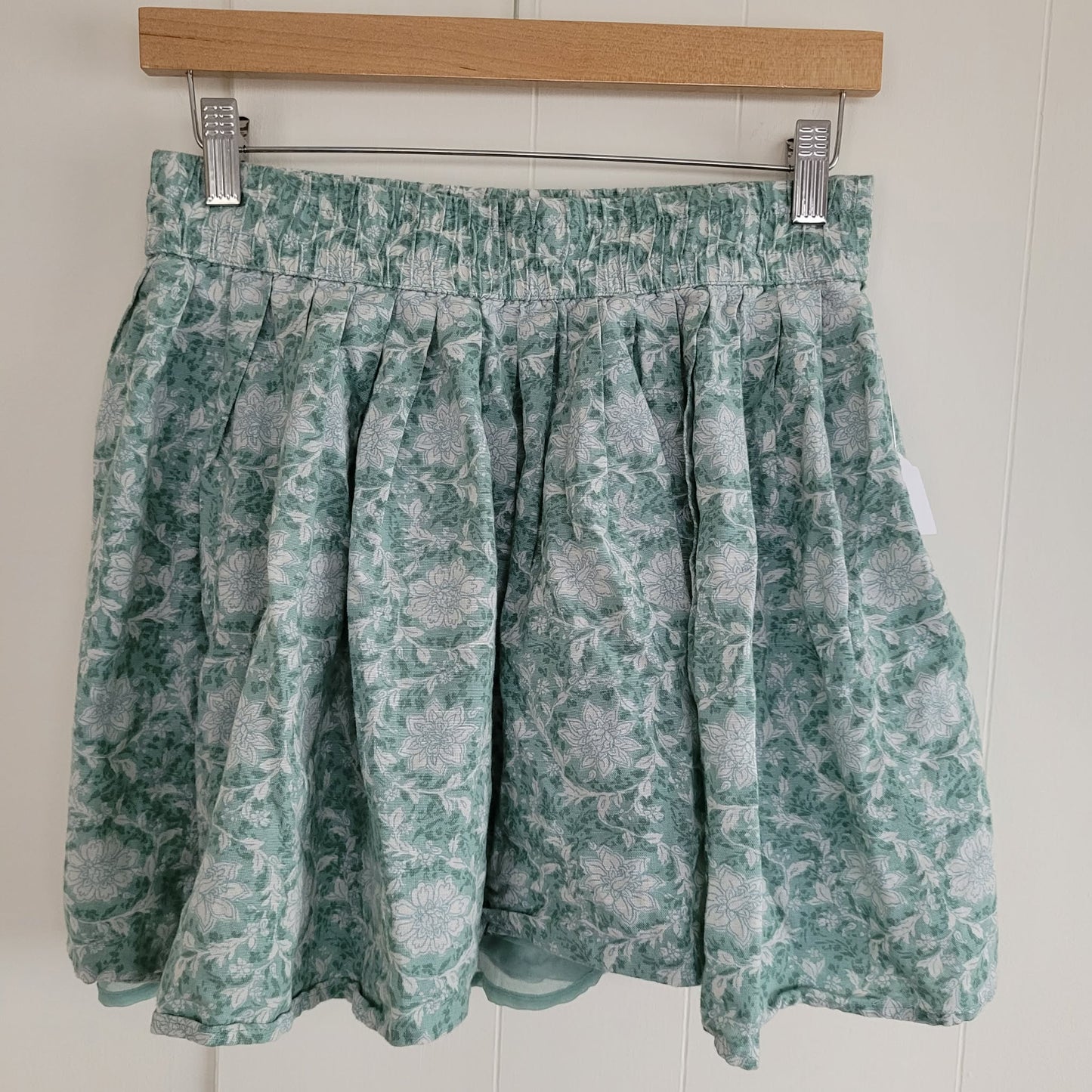 Green Floral Elastic Waist Mini Skirt - American Eagle (M)