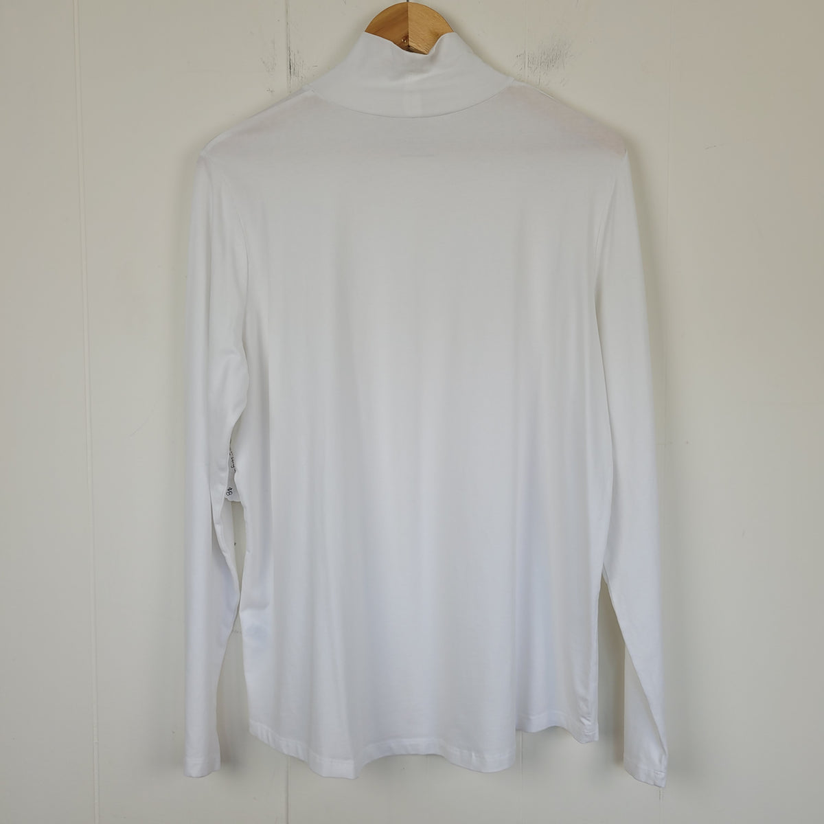 White Modern Mock Neck Long Sleeve - Northern Reflections (XL)