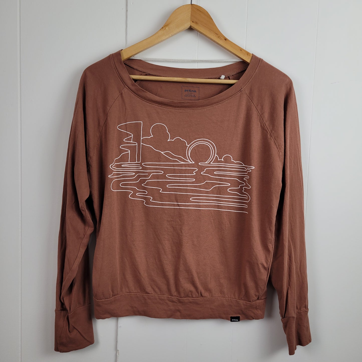 Rust Graphic Long Sleeve Top - Prana (Small)