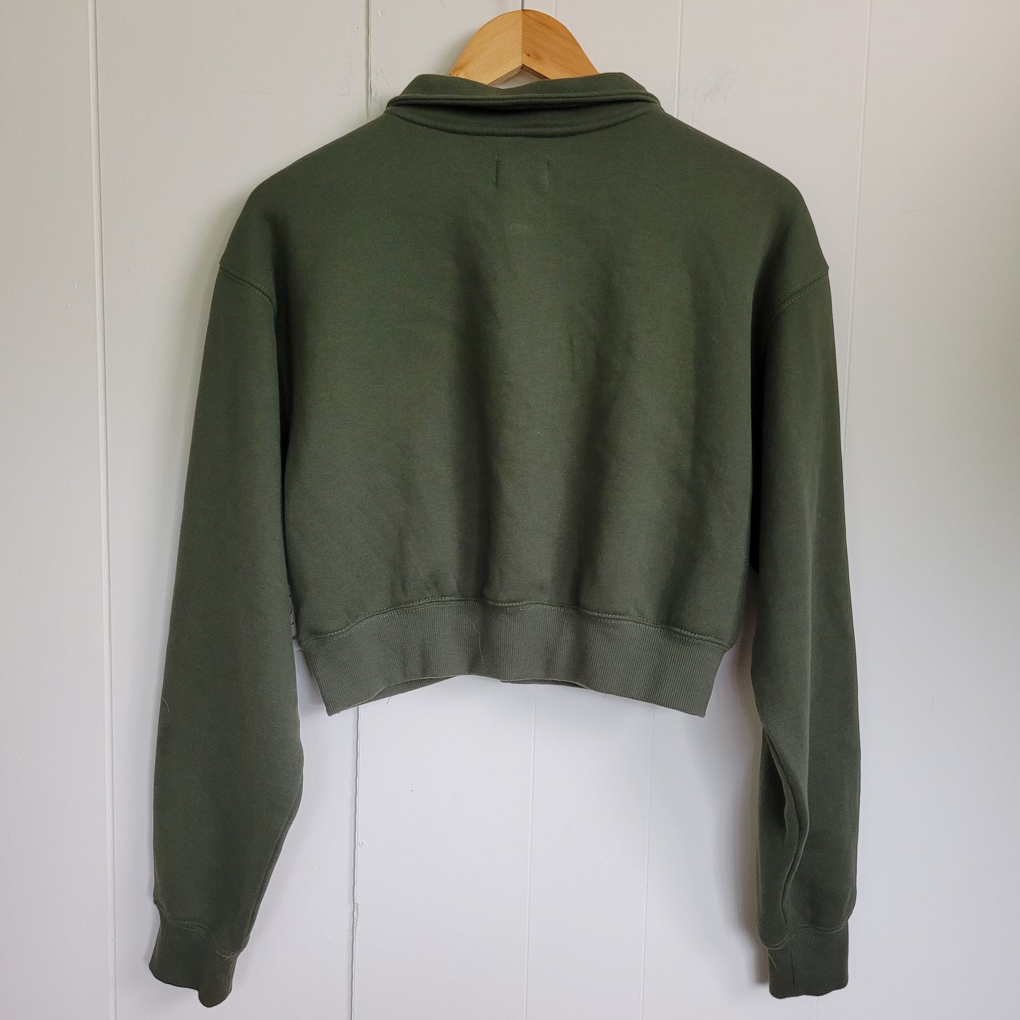 Hunter Green Cropped Quarter Zip Sweatshirt - Ardene (M)