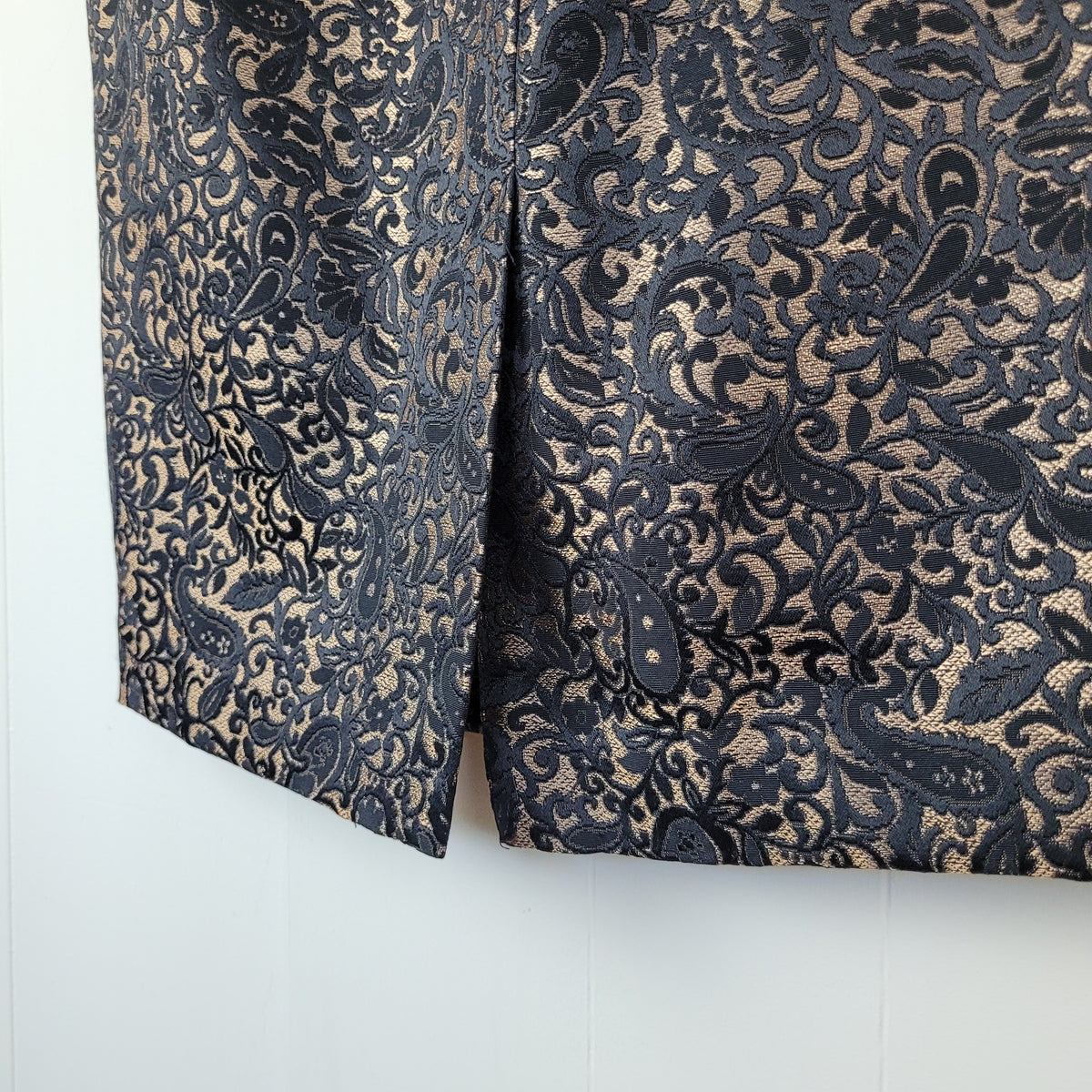 Black & Gold Paisley Jacquard Pencil Skirt - Worthington (Size 10)
