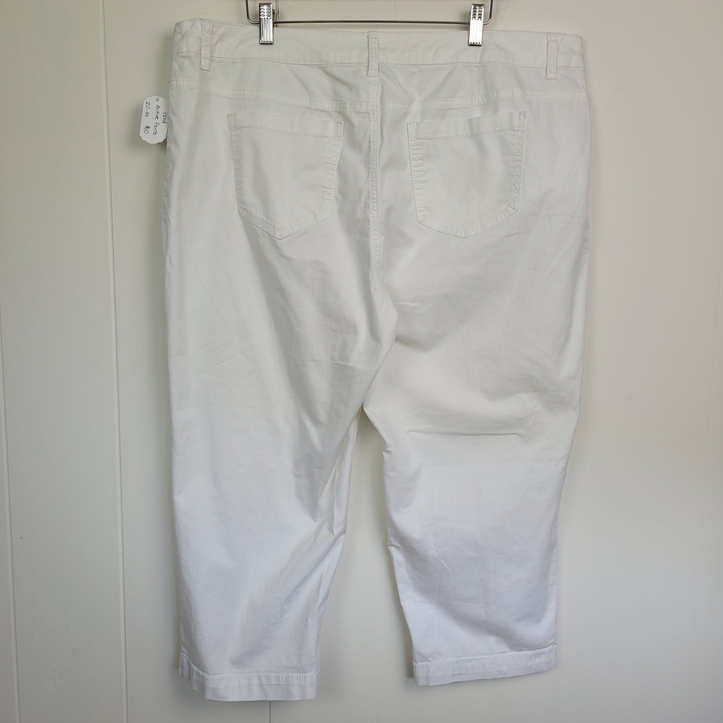White Capri Pants - IZOD Woman (20W)