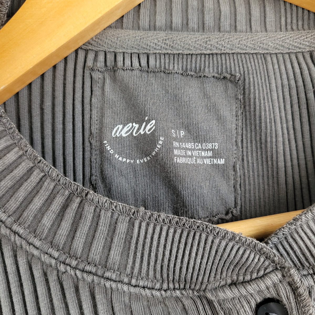 Washed Charcoal Ribbed Henley Long Sleeve Top - Aerie (Size S)