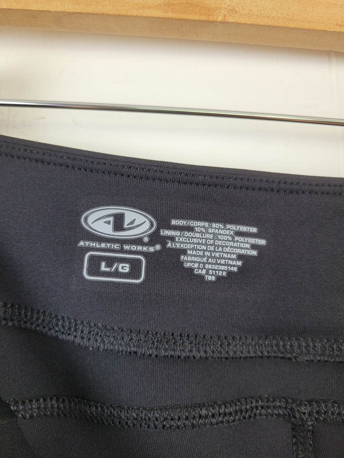 Athletic Works Large Black Active Capri Leggings