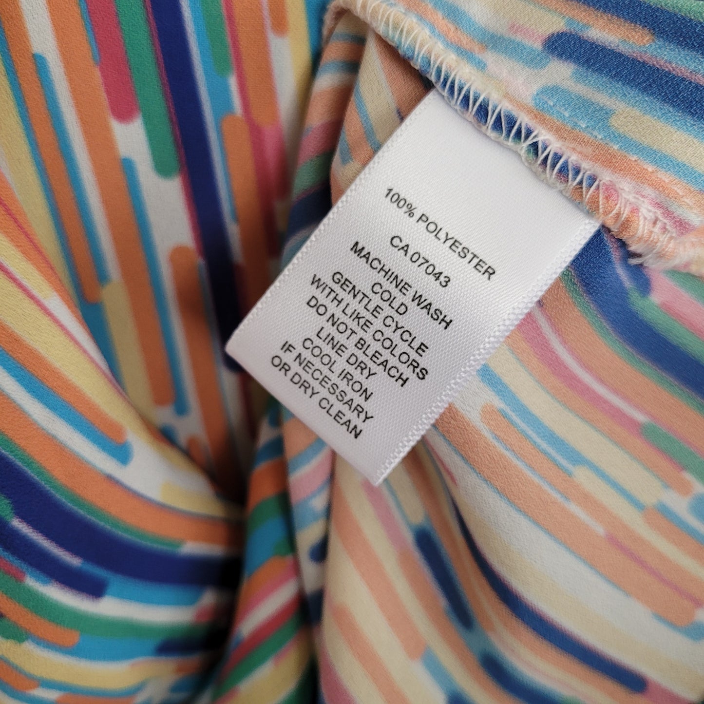 Multicolor Abstract Print Sleeveless Blouse - Spense (L)