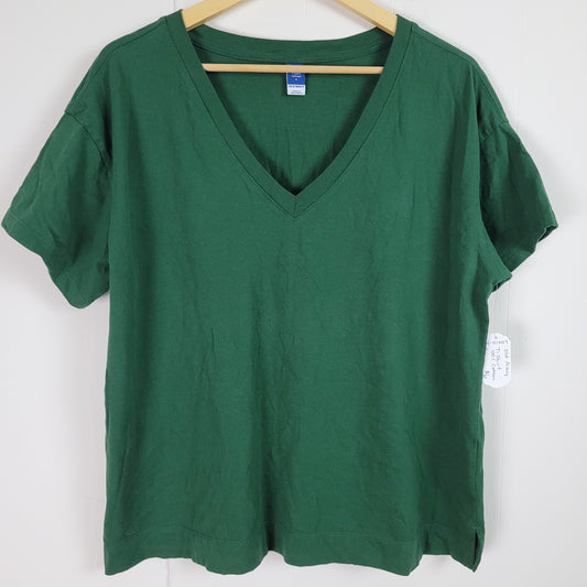 Field Green Vintage V-Neck T-Shirt - Old Navy (Large)