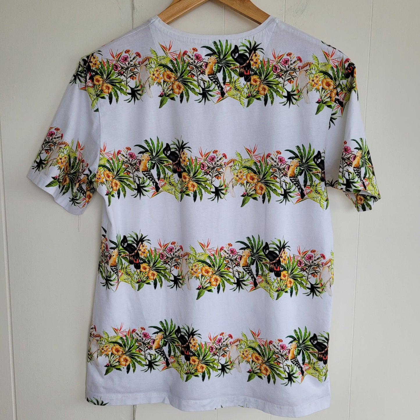 White Tropical Print T-Shirt -Birds & Florals - Zara (Small)