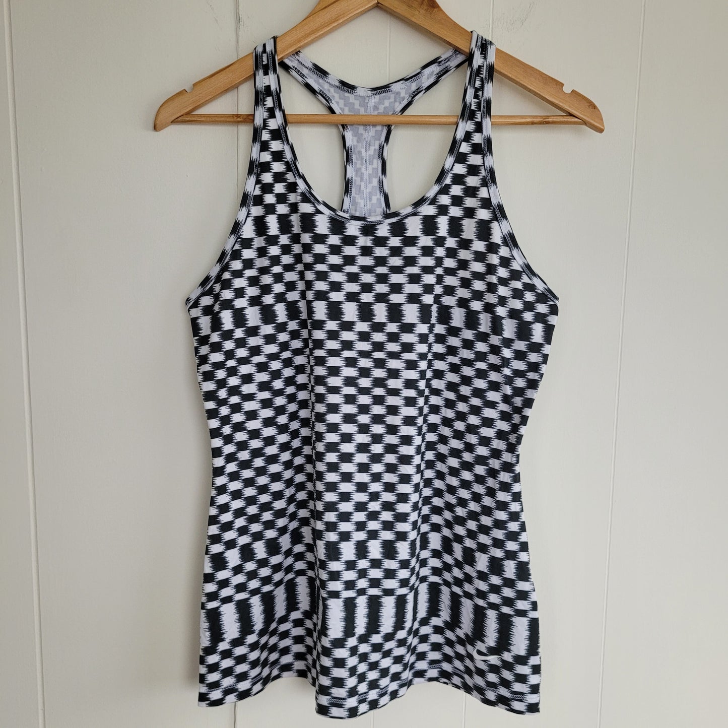Black & White Dri-FIT Racerback Tank Athletic Top - Nike (Large)
