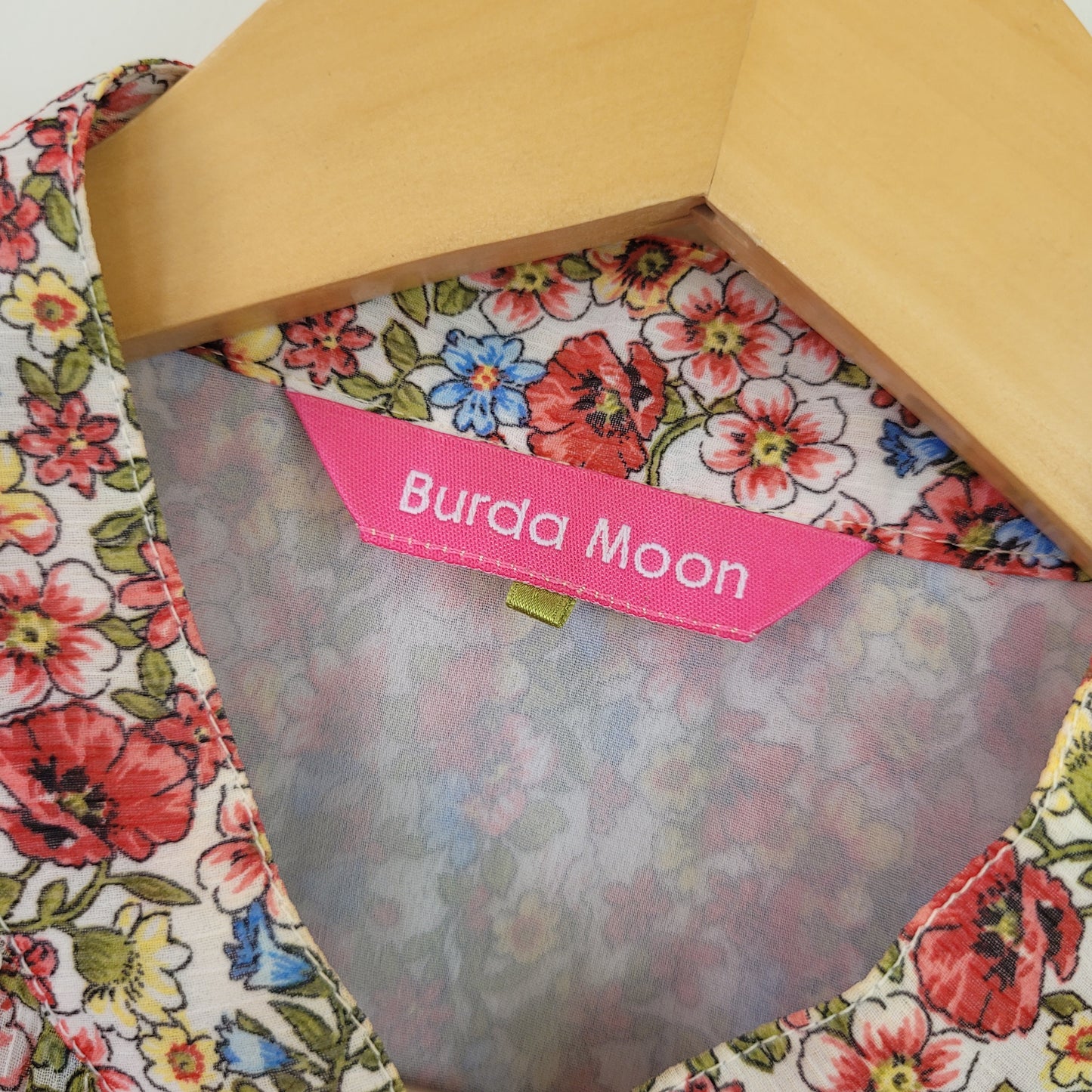 Floral Pintuck Button-Up Blouse - Burda Moon (Medium)