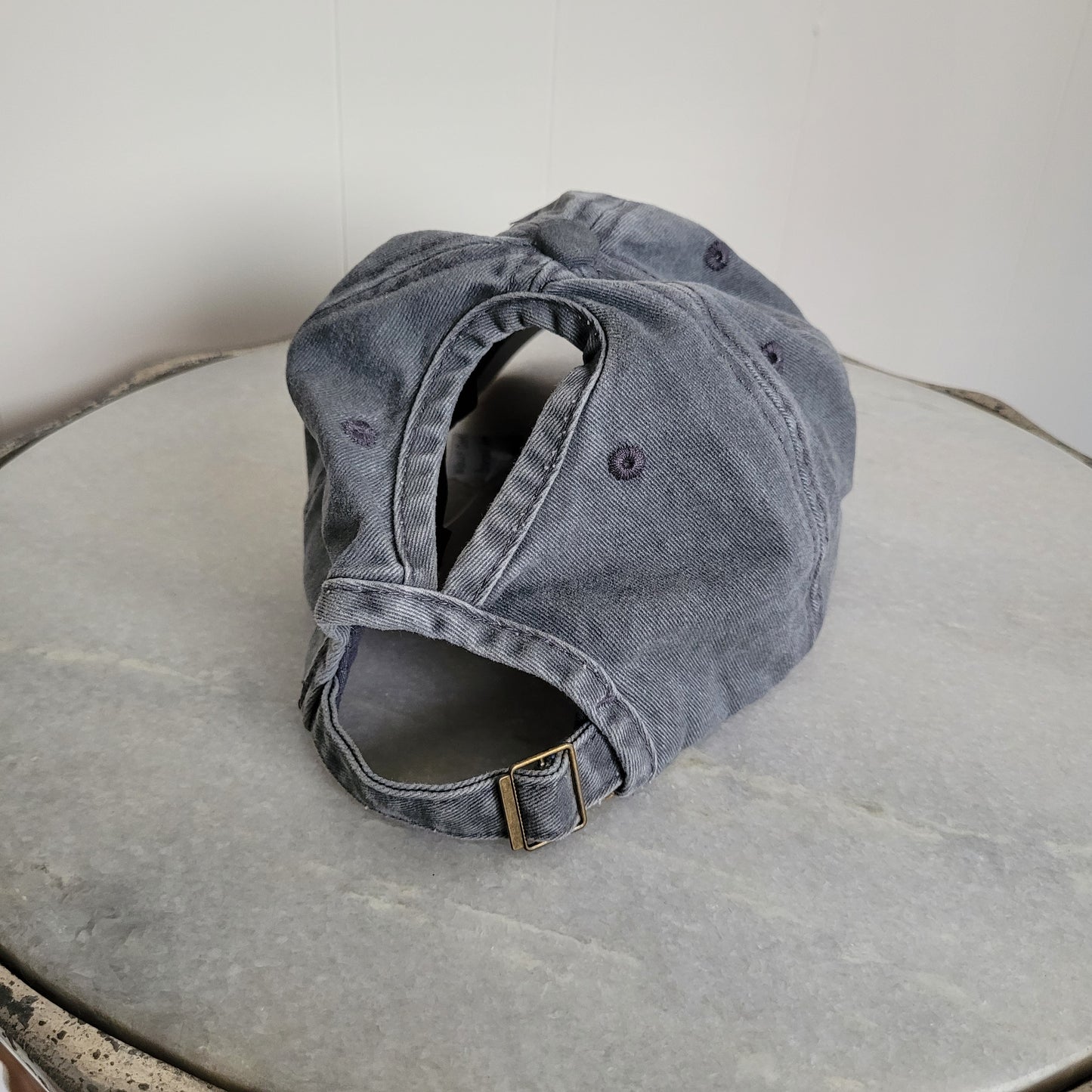 Willow & Oak Neutral Grey Baseball Cap