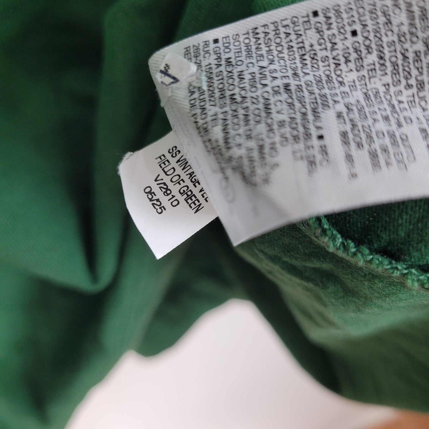 Field Green Vintage V-Neck T-Shirt - Old Navy (Large)