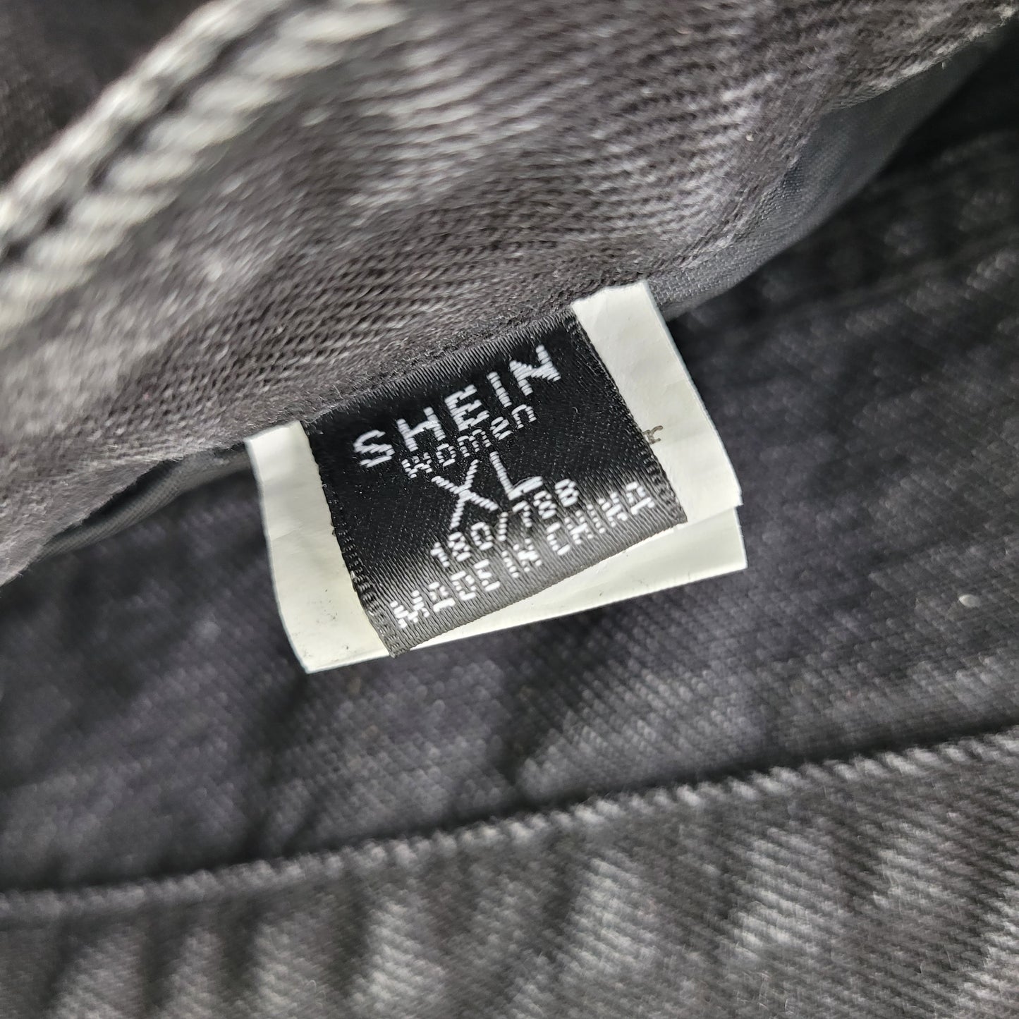 Washed Black Denim Shorts - Shein (XL)