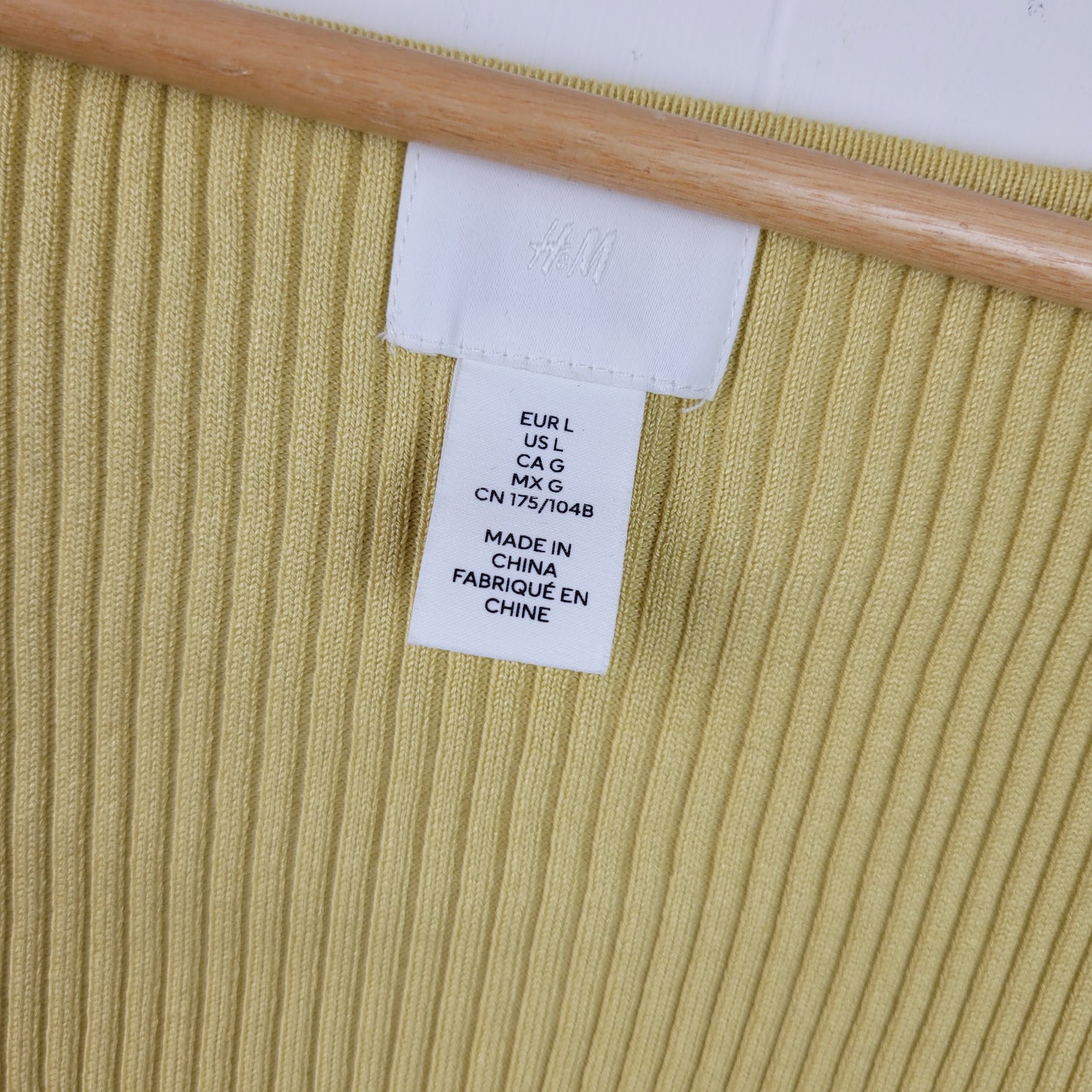 Butter Yellow Ribbed Sweetheart Knit Top - H&M (Size L)
