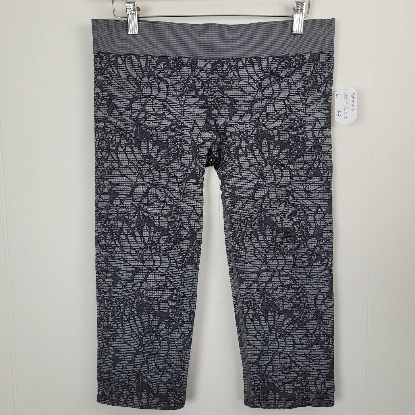 Grey Patterned Active Capris - Fabletics (Large)