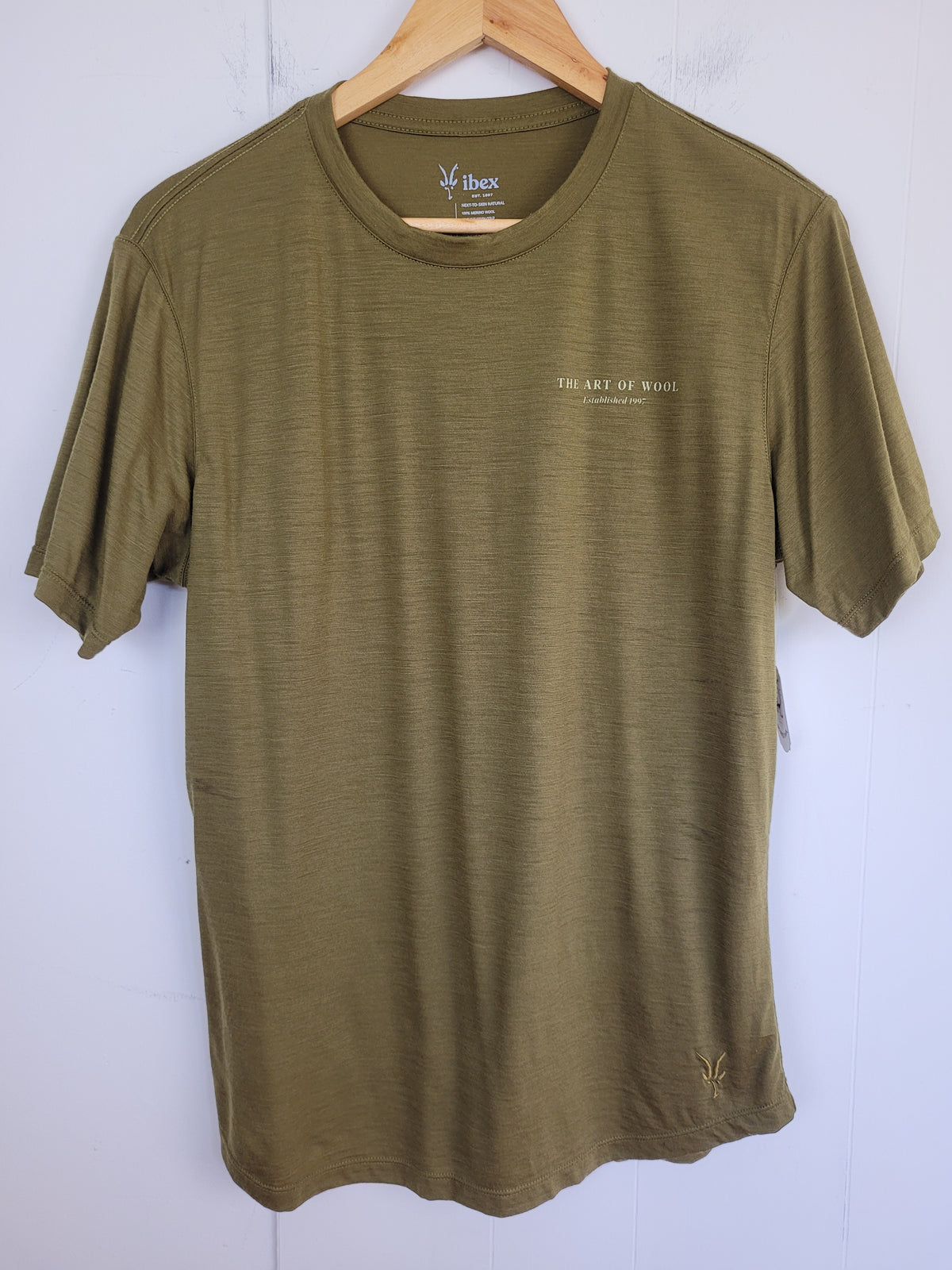 Ibex Mens Medium Olive Green 100% Merino Wool Graphic T-Shirt