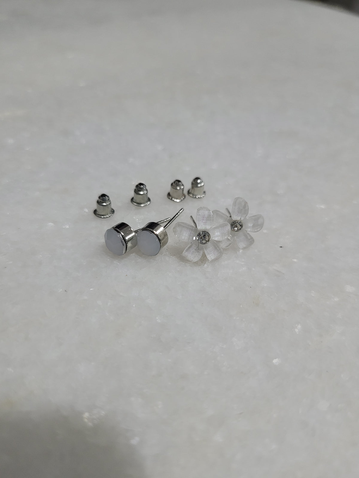 2-Pair White Floral & Faceted Stud Earrings