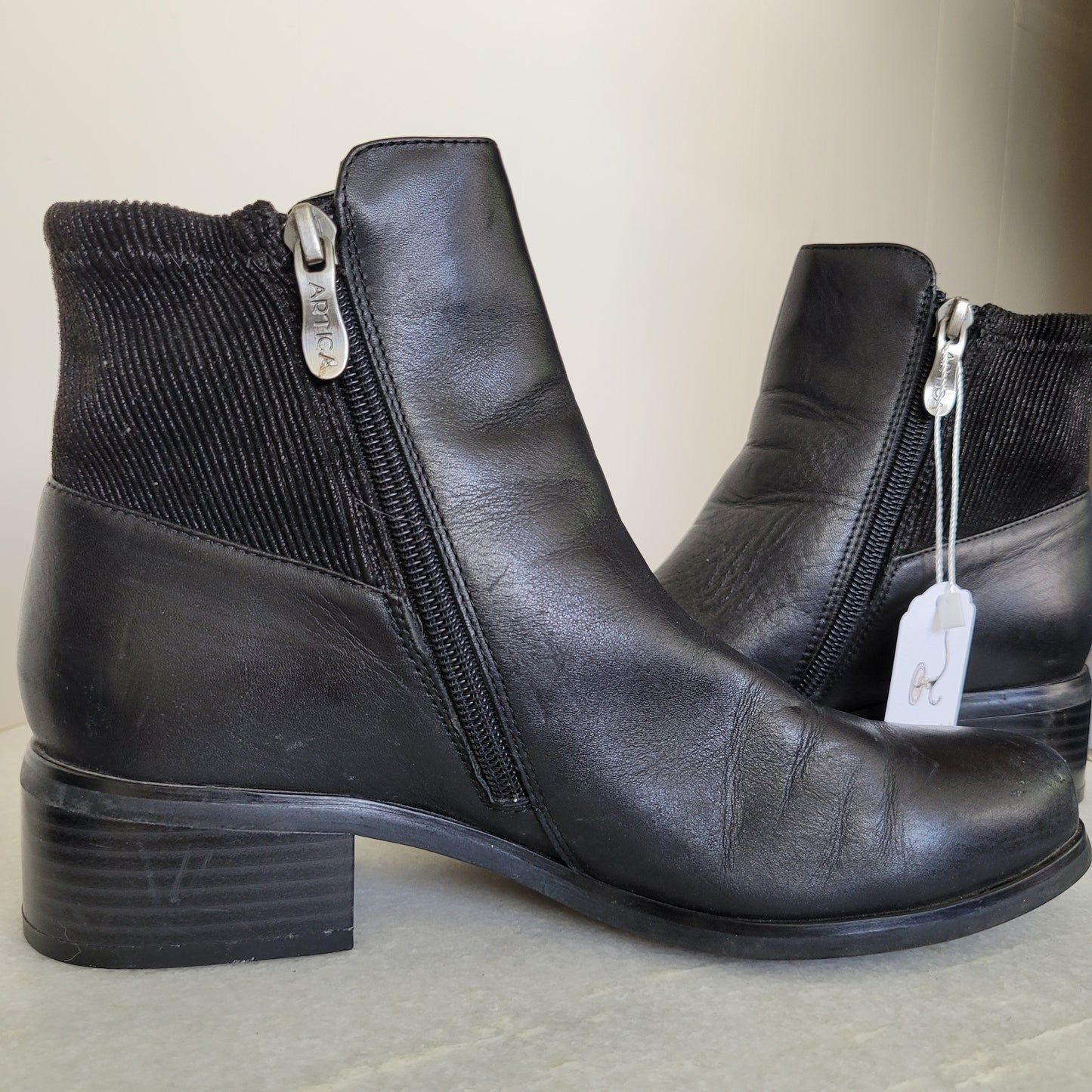 Black Leather Ankle Boots - Artica (Size 6B)