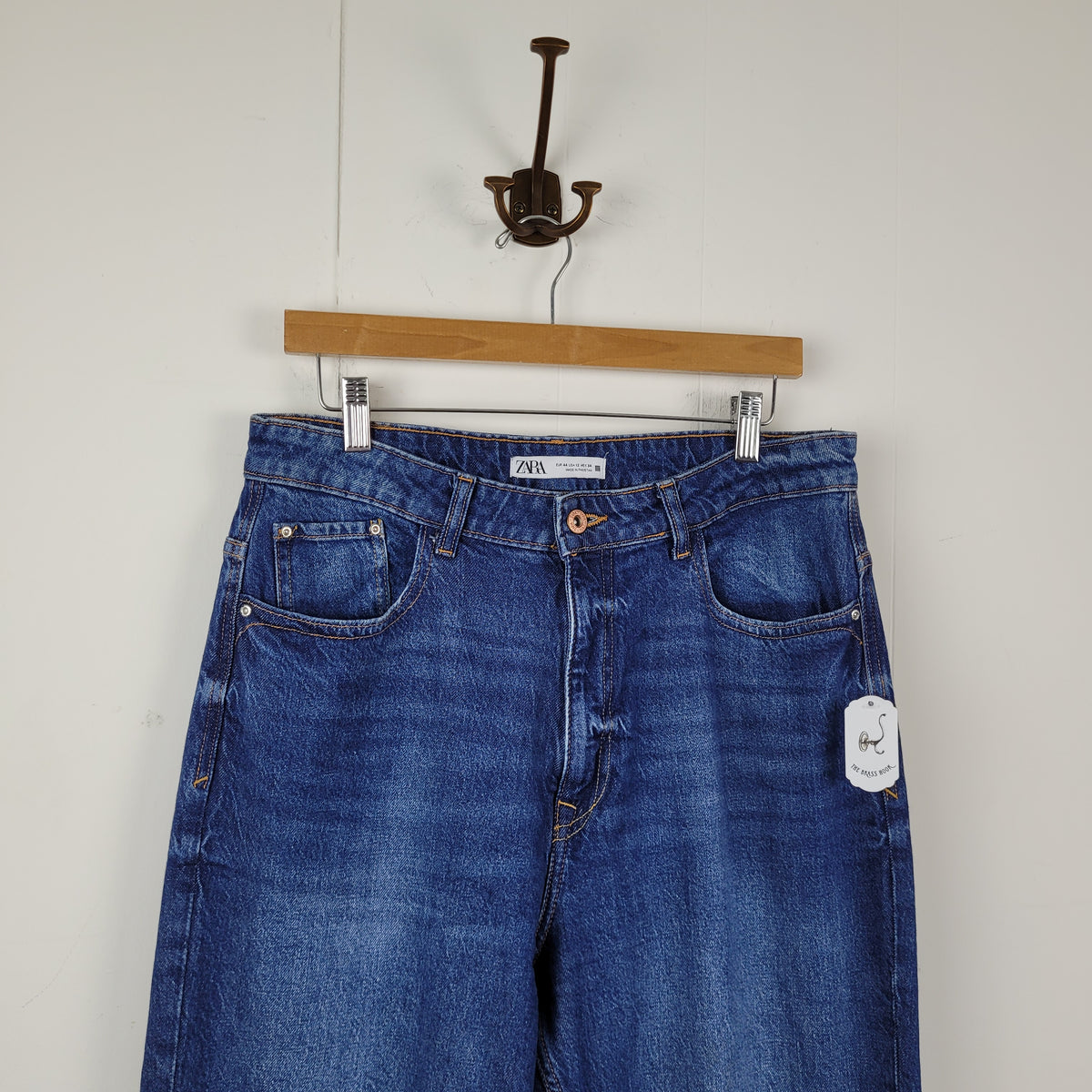 Medium Wash Straight Leg Jeans - Zara (Size 12)