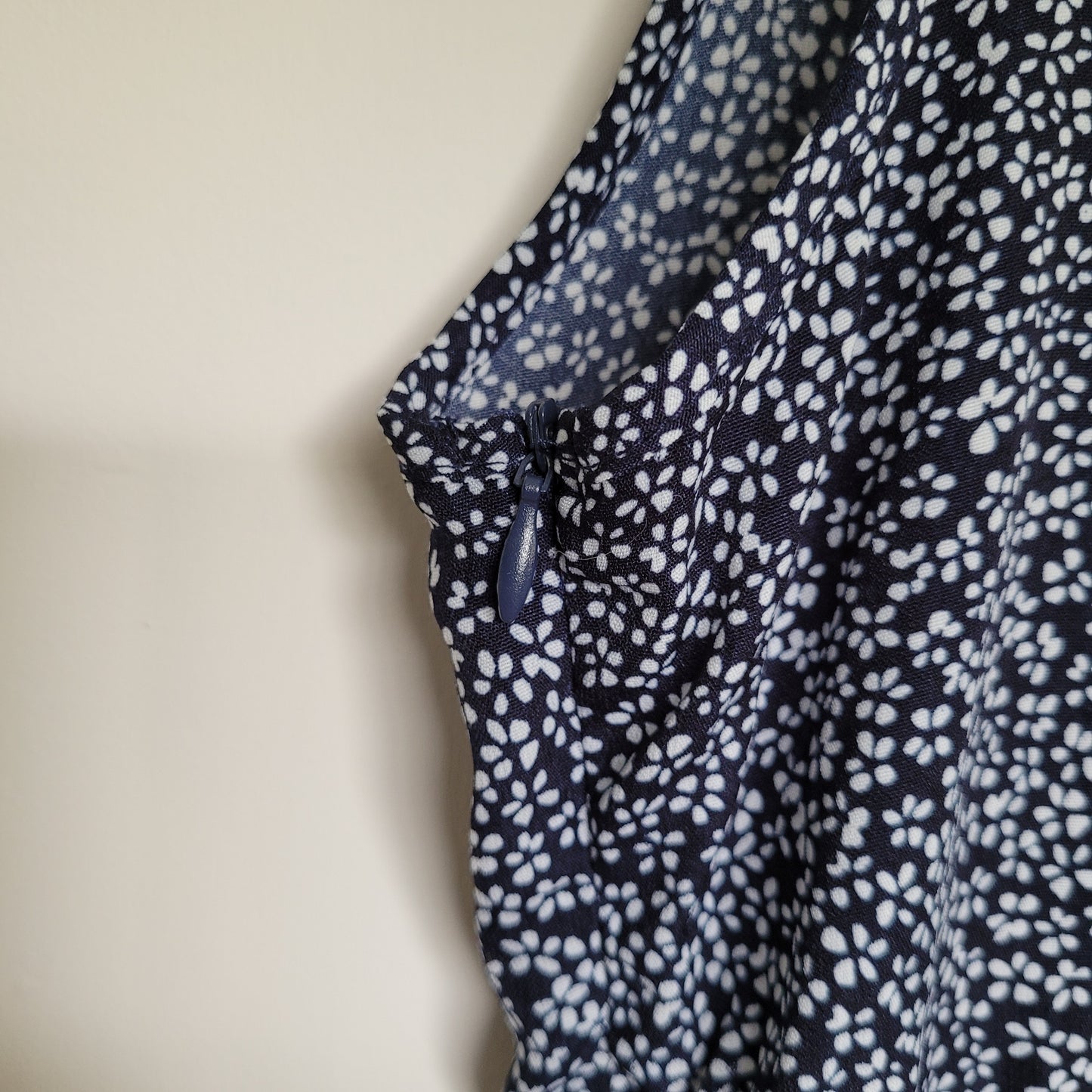Navy Floral Tie Strap Romper - SHEIN (Size Med 8/10)