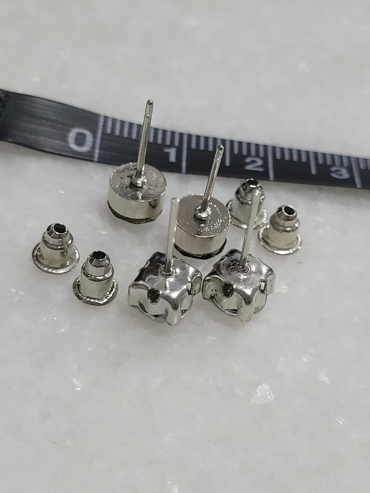 2-Pair Black & Grey Faceted Stud Earrings