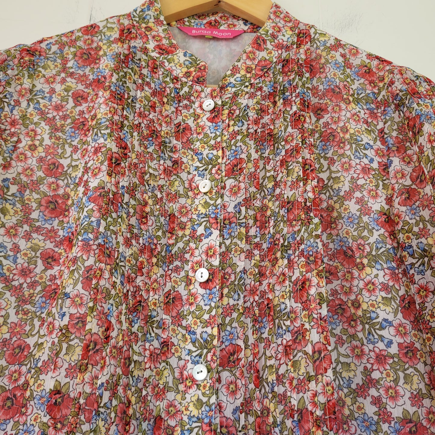 Floral Pintuck Button-Up Blouse - Burda Moon (Medium)