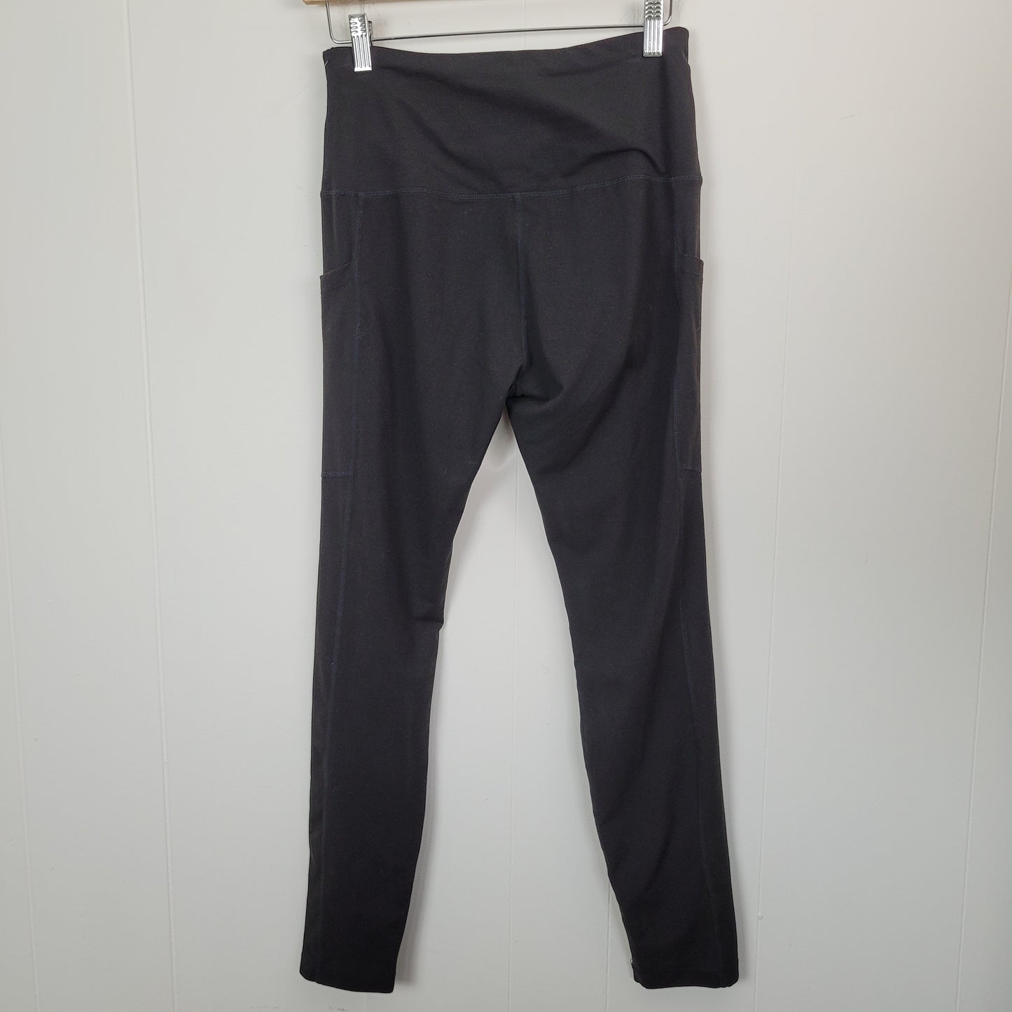 Black Pocket Leggings - Empetua (Size M)