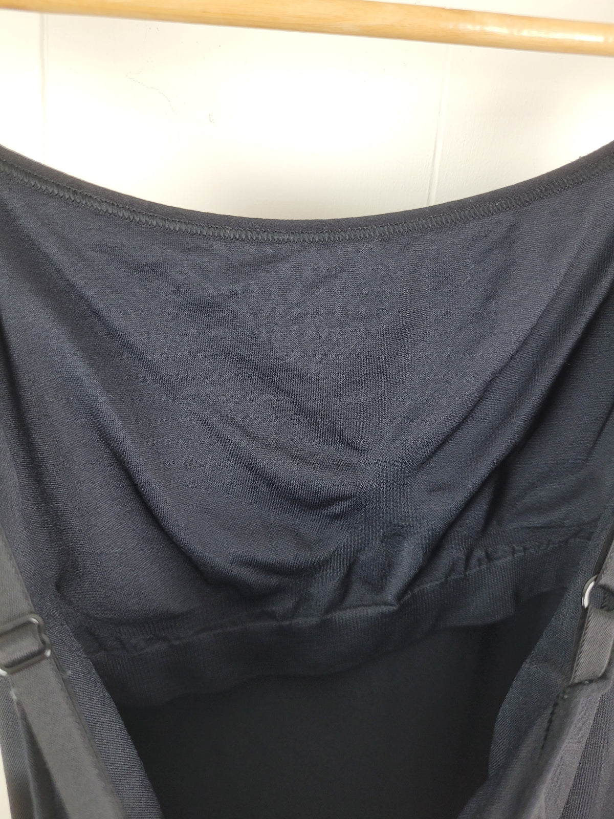 Gap Medium Love by Gap Black Shelf Bra Cami Tank Top