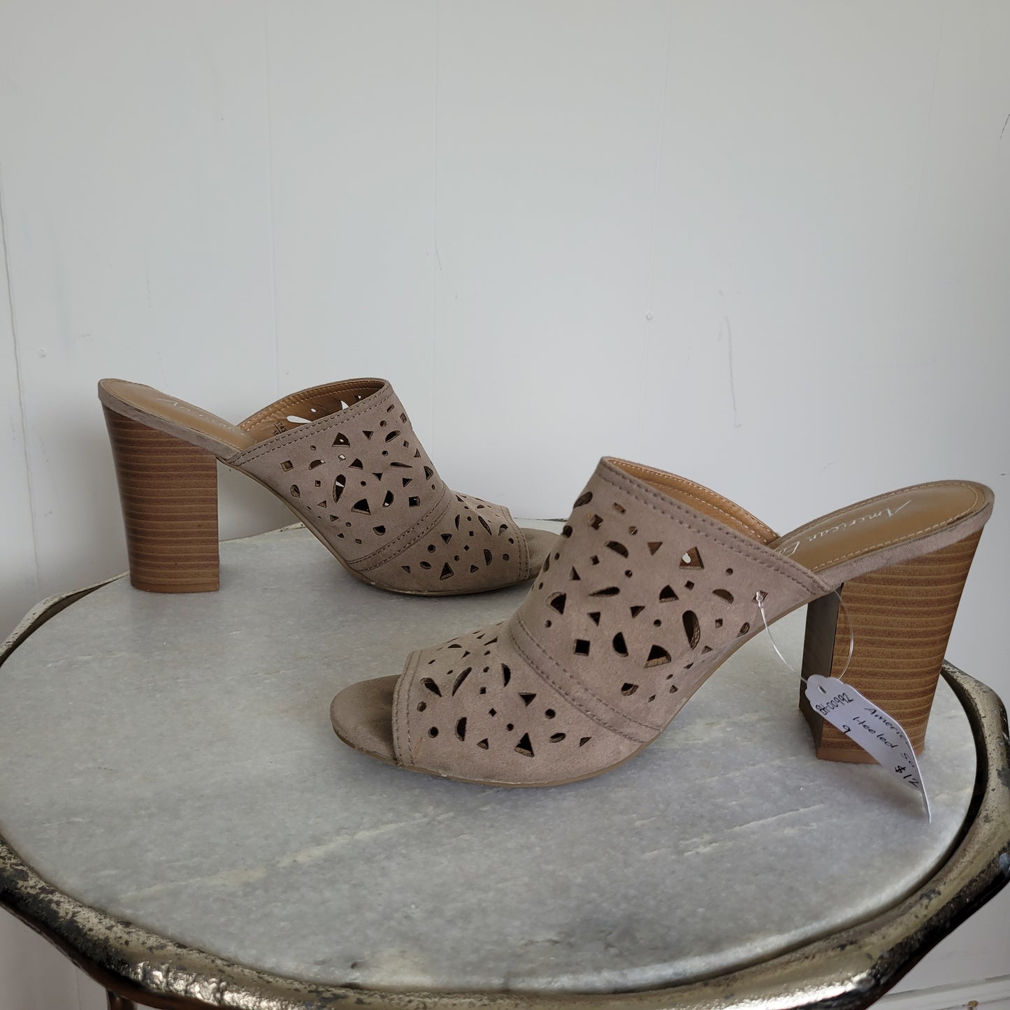Taupe Laser Cut Block Heel Mule Sandals - American Eagle (Size 9)