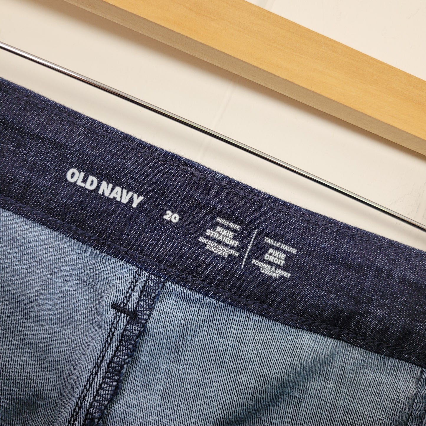 Dark Wash High-Rise Pixie Straight Denim Pants - Old Navy (Size 20)