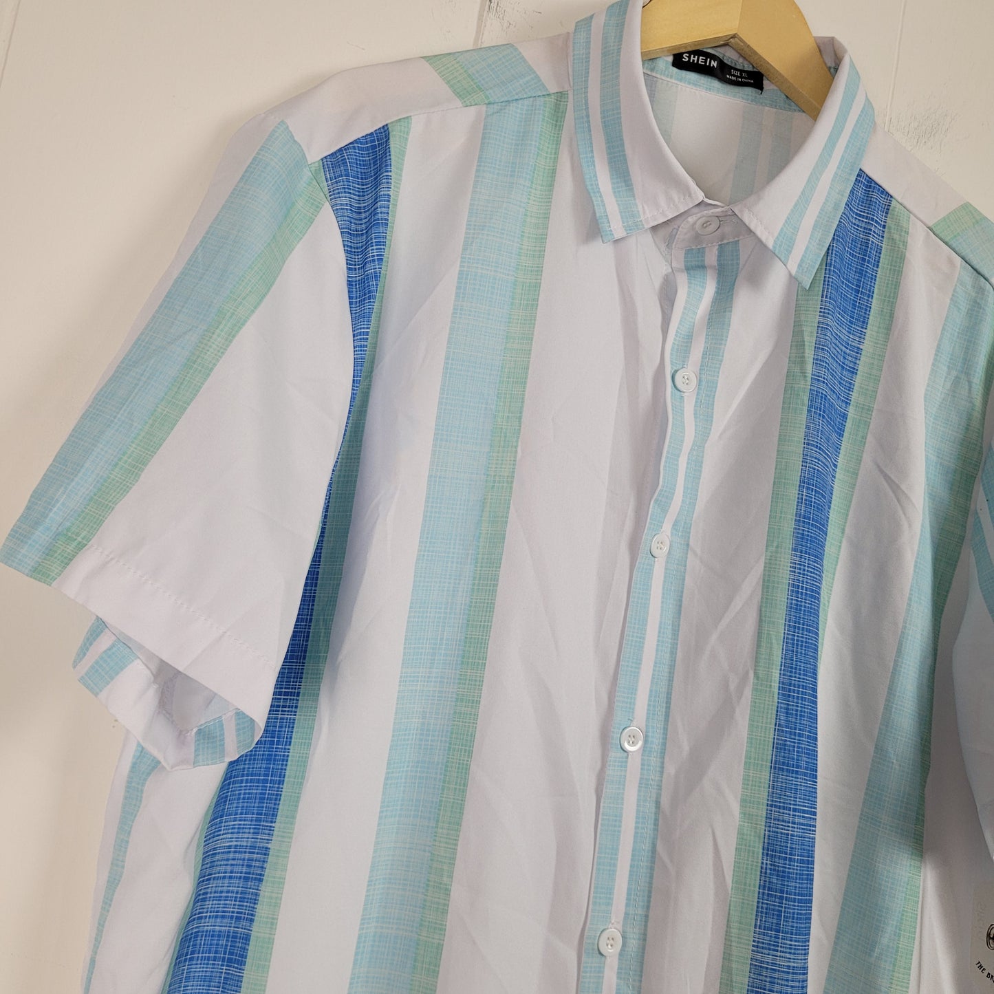 White & Blue Striped Short Sleeve Button-Up Shirt - SHEIN (XL)