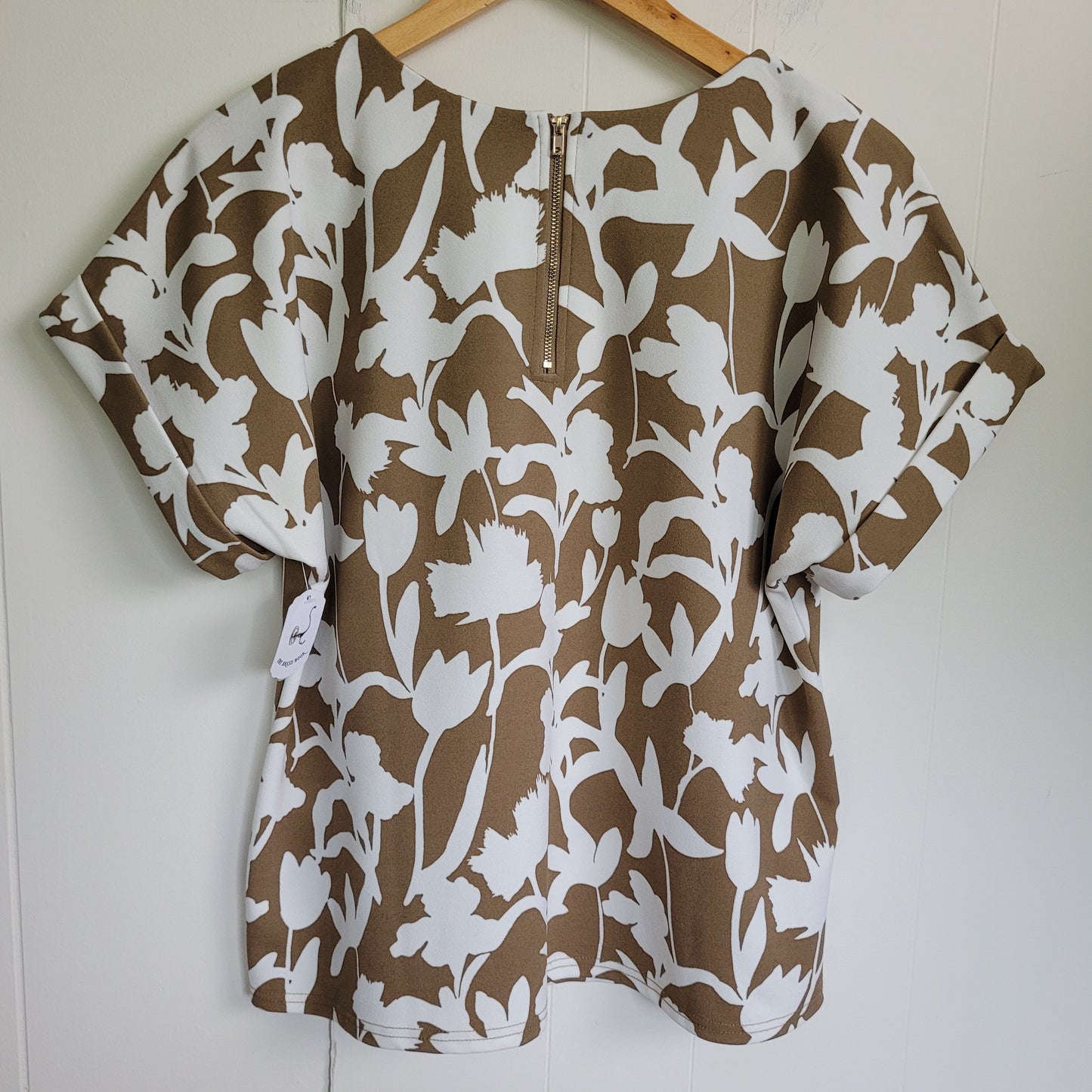 Camel & White Floral Print Short Sleeve Blouse - Ted Baker London (XL)