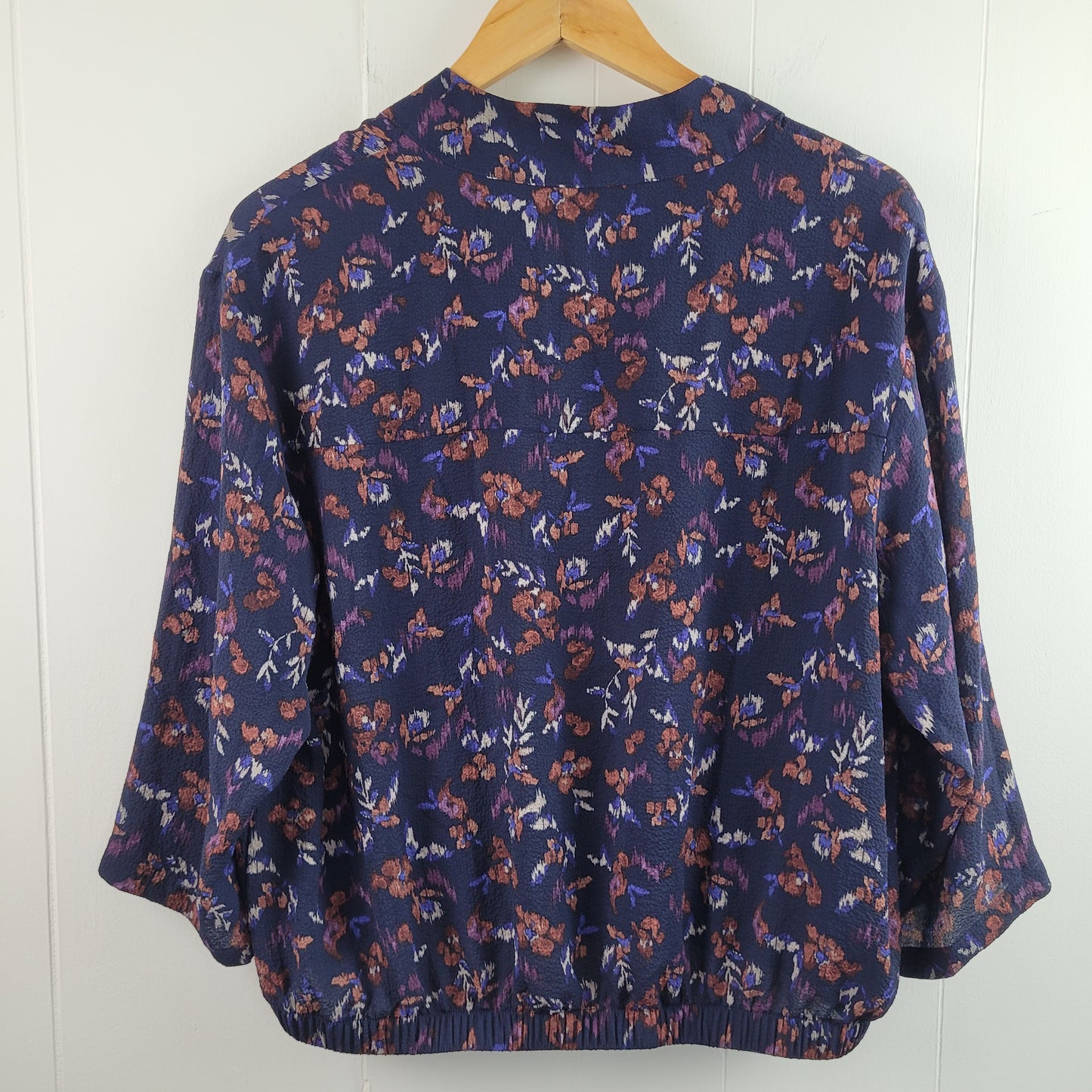 Lightweight Floral Blouse - Reitmans (S)