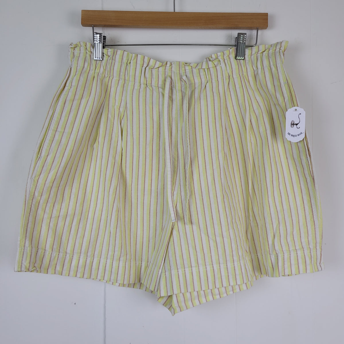 Yellow Striped Linen Blend Shorts - Uniqlo (Size L)