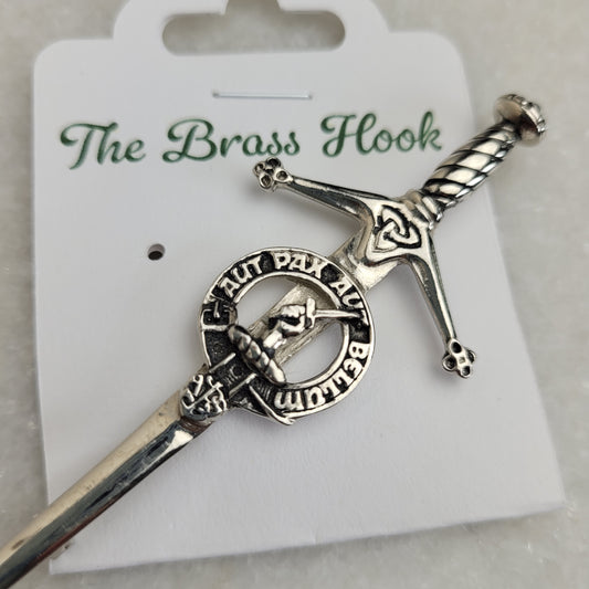 Scottish Claymore Sword Kilt Brooch - Antiqued Silver Tone (APS Scotland)