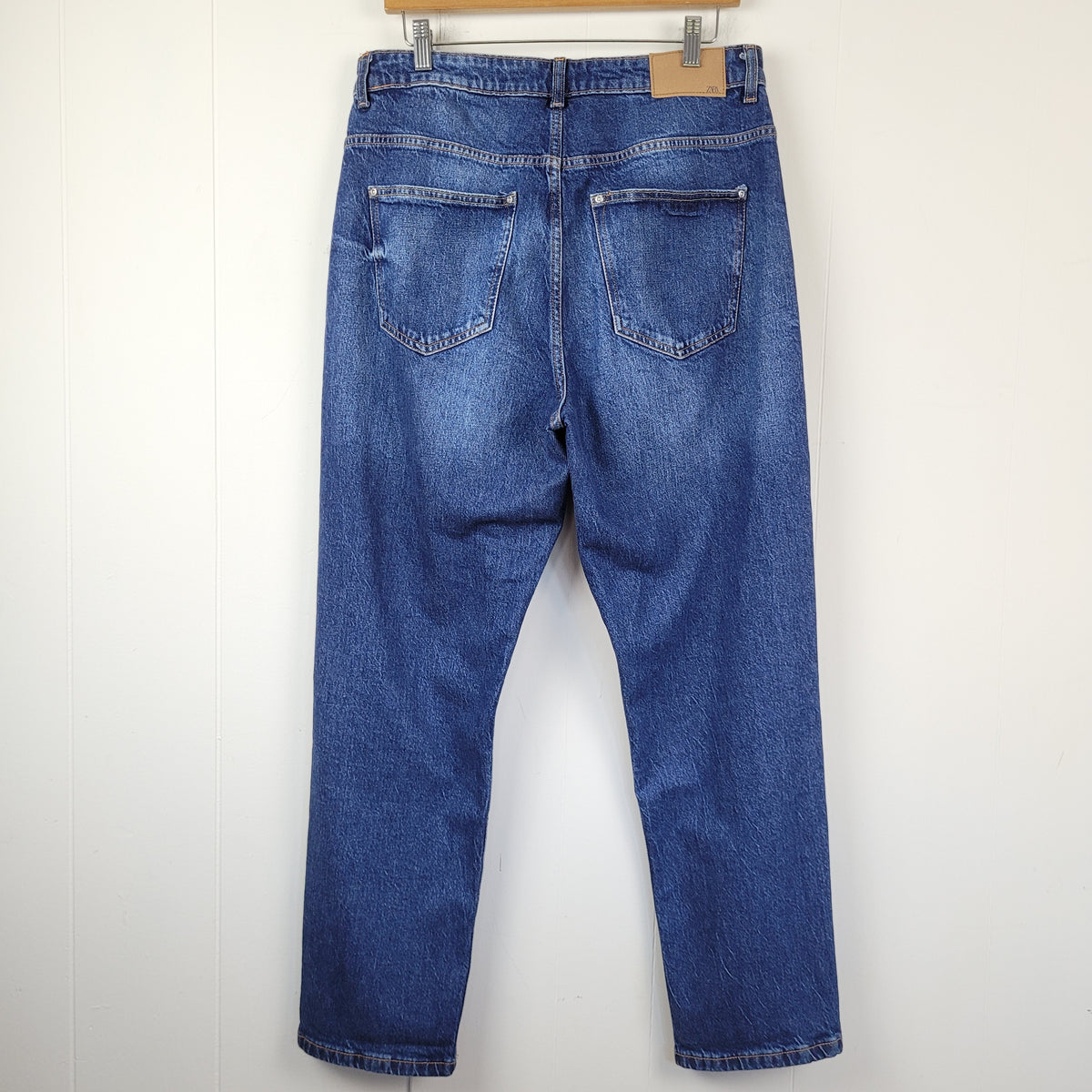 Medium Wash Straight Leg Jeans - Zara (Size 12)