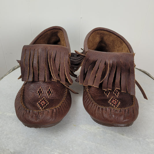 Brown Leather Fringe Ankle Moccasin Boots - Manitobah Mukluks (Size L11/M9)