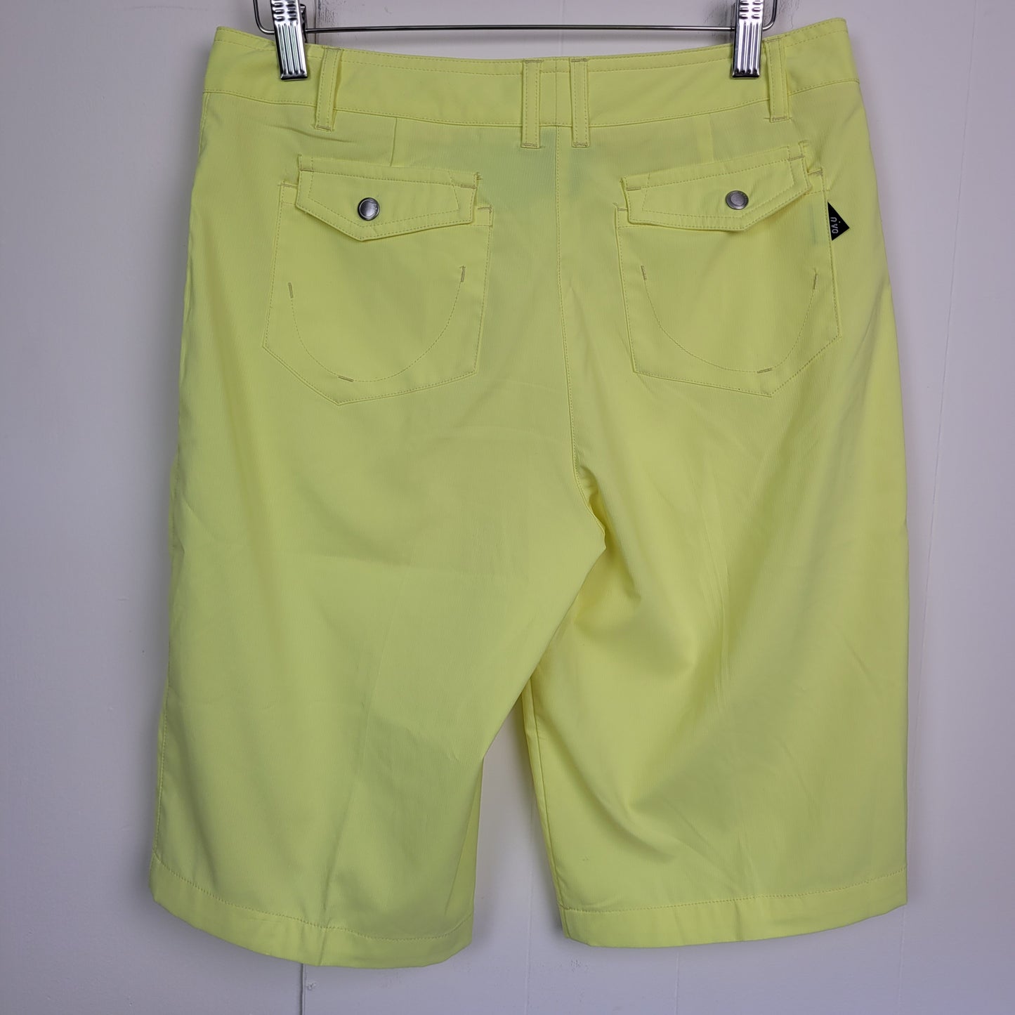 Citron Active Golf Shorts - NVO by Lancôt (Size 4)