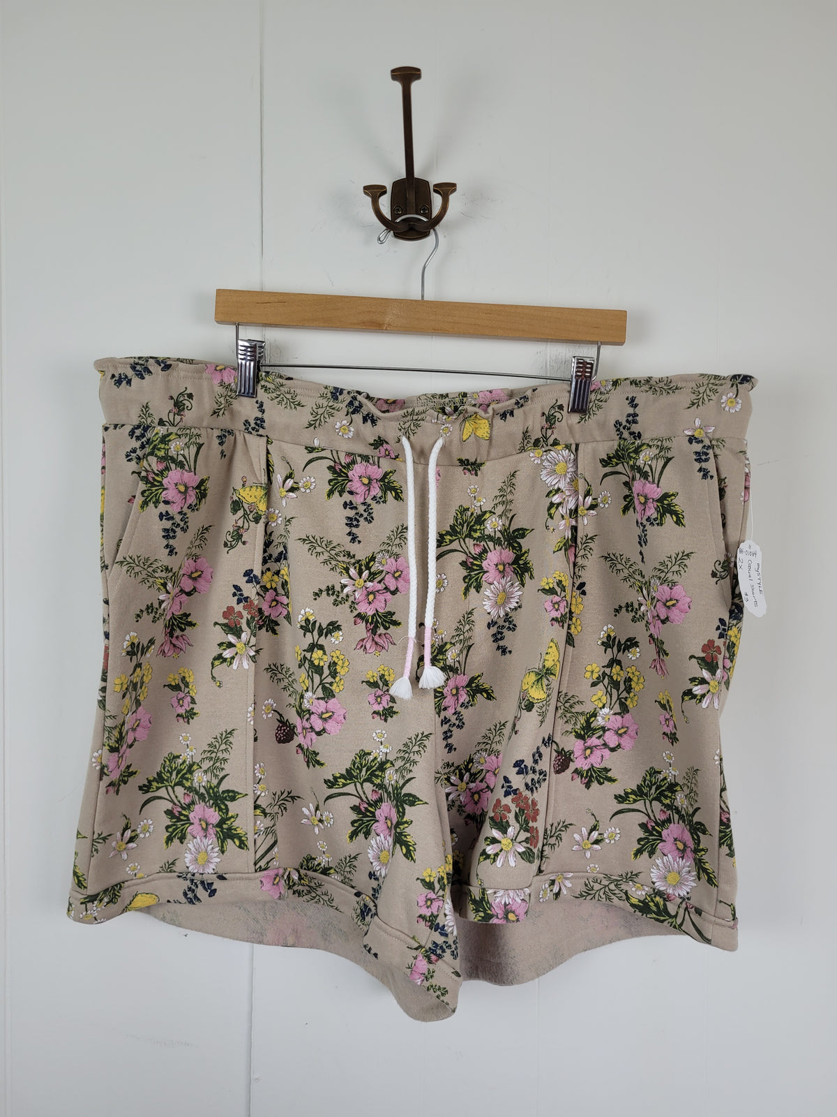 MyStyle Size 2X Beige Floral Drawstring Shorts